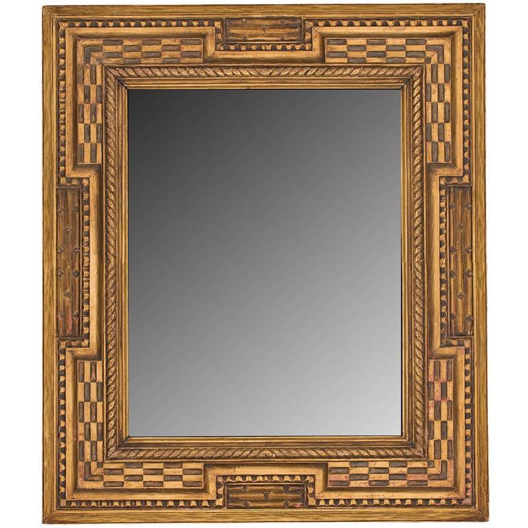 Arts and Crafts Specchio in stile olandese intagliato e dorato in vendita