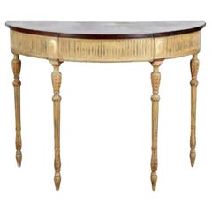 Consola Demi Lune Estilo Adam Tallada y Pintada con Detalle Dorado