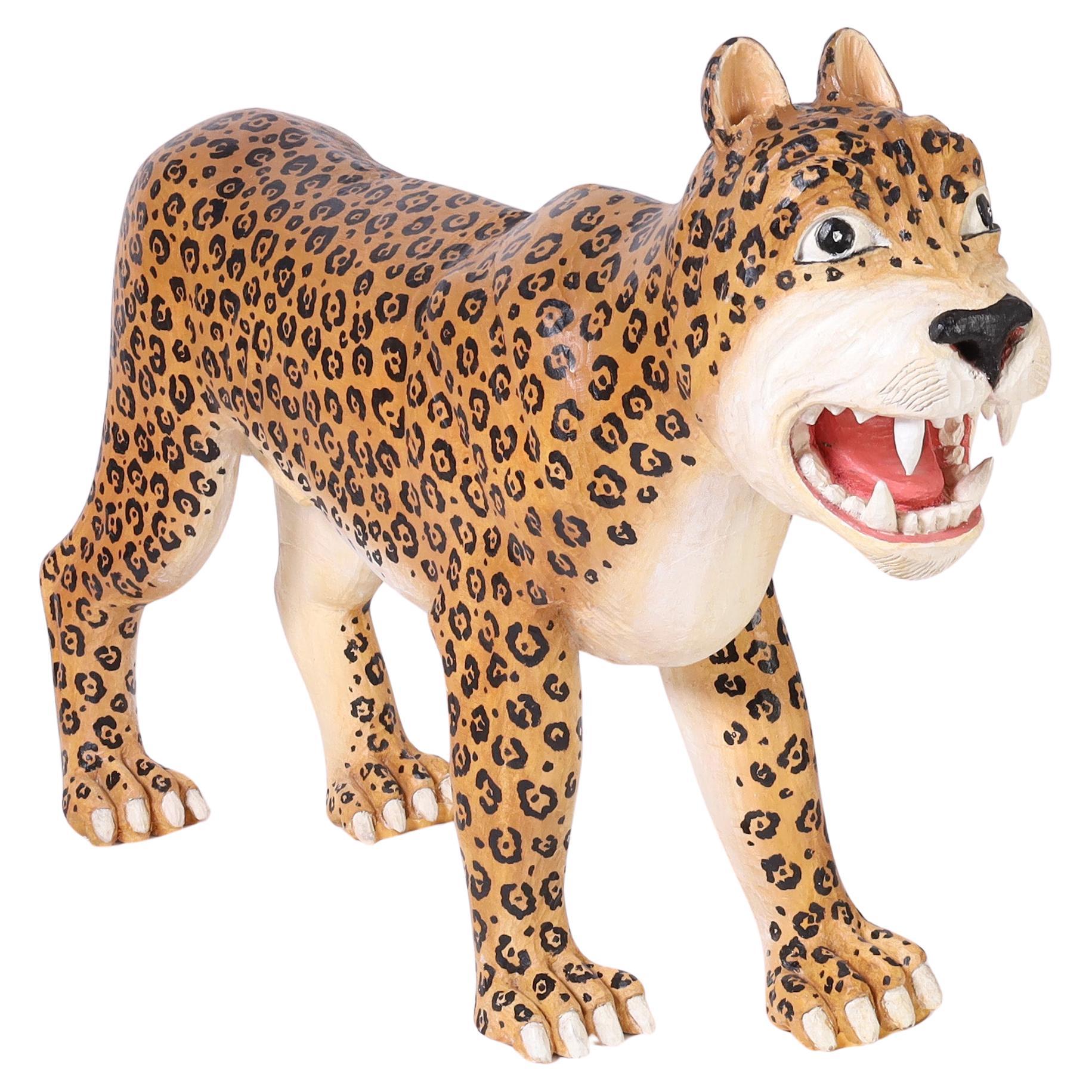 Jaguar ou grand félin en bois sculpté et peint