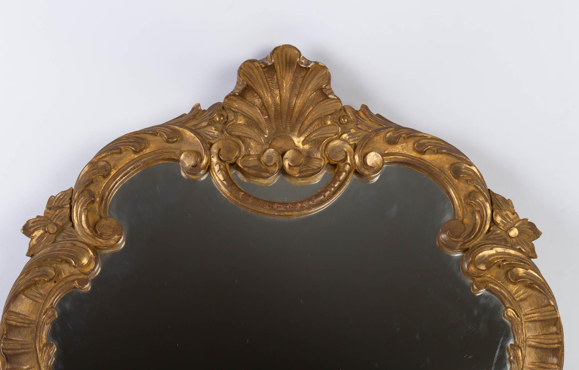 Carved and Patinated Wooden Mirror in the Louis XV Style In Good Condition In Saint-Ouen, FR