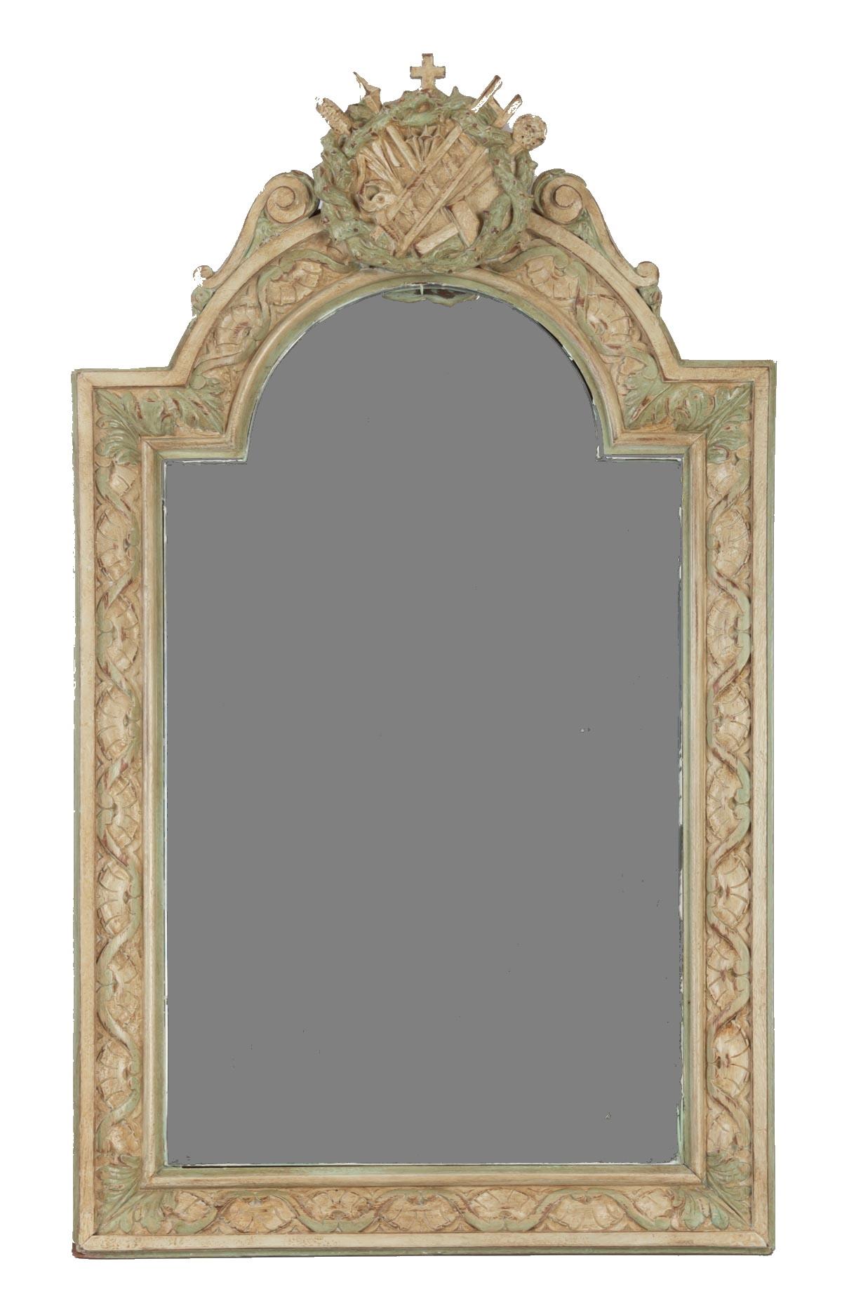 Carved and patinated wooden mirror from the beginning of the 20th century, Napoleon III style.
Measures: H 82 cm, W 50 cm, D 9 cm.