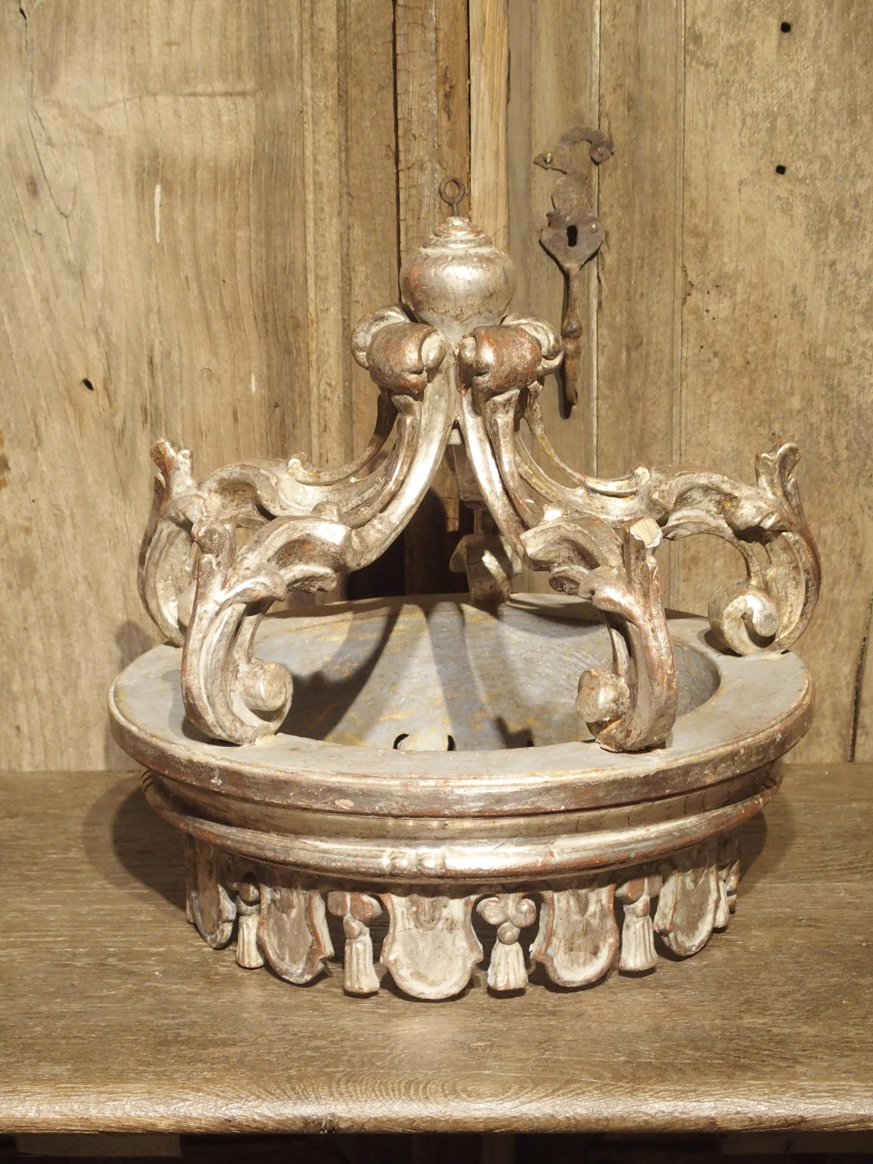 silver bed crown
