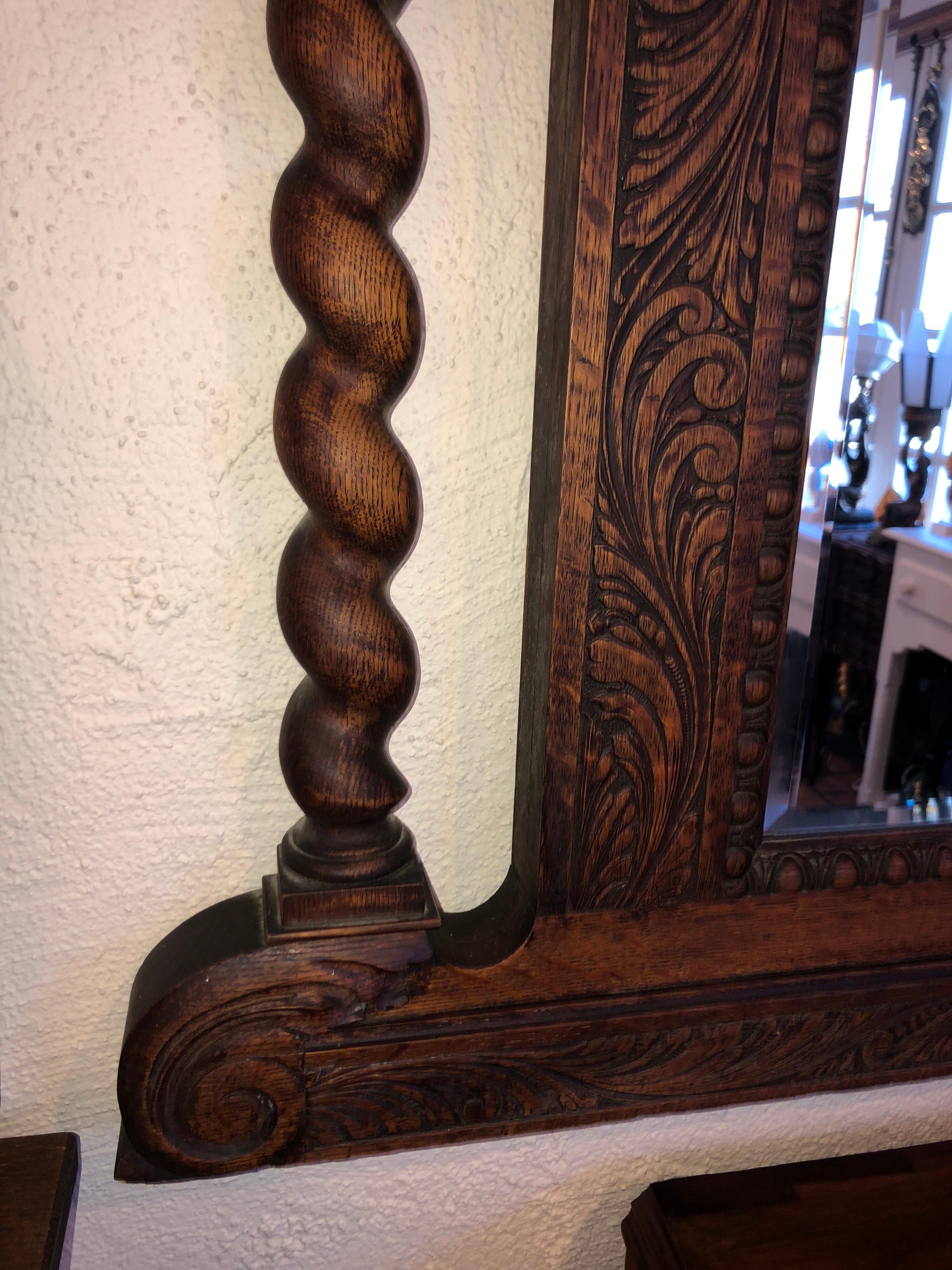 Carved Antique Oak Mirror In Good Condition In Redding, CT