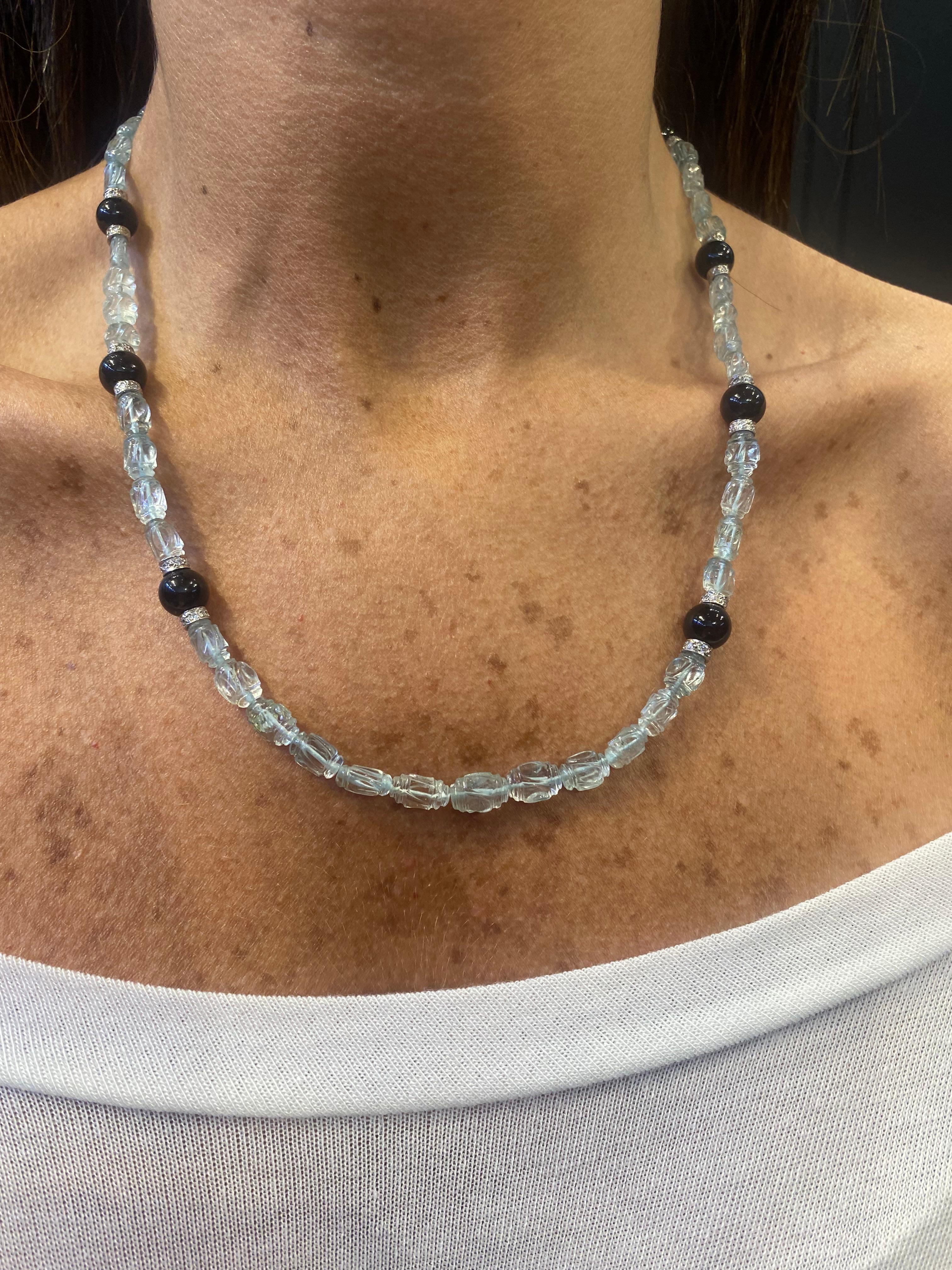 Carved Aquamarine & Onyx Bead Necklace  In Excellent Condition For Sale In New York, NY