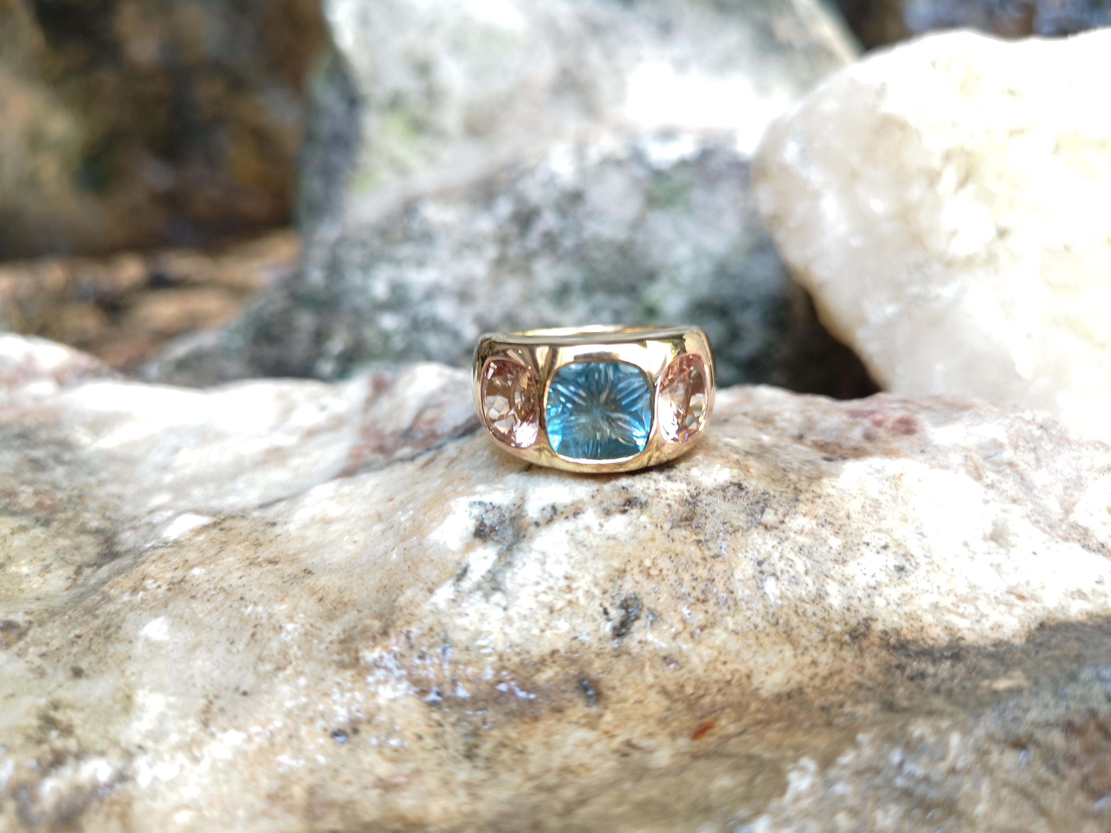 Cabochon Carved Aquamarine with Morganite Ring Set in 18 Karat Gold Settings For Sale