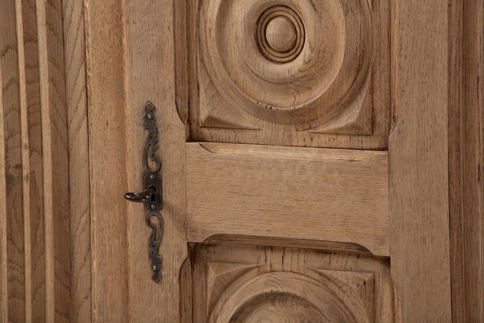 Carved Armoire in Bleached Oak, France, 1940s For Sale 1