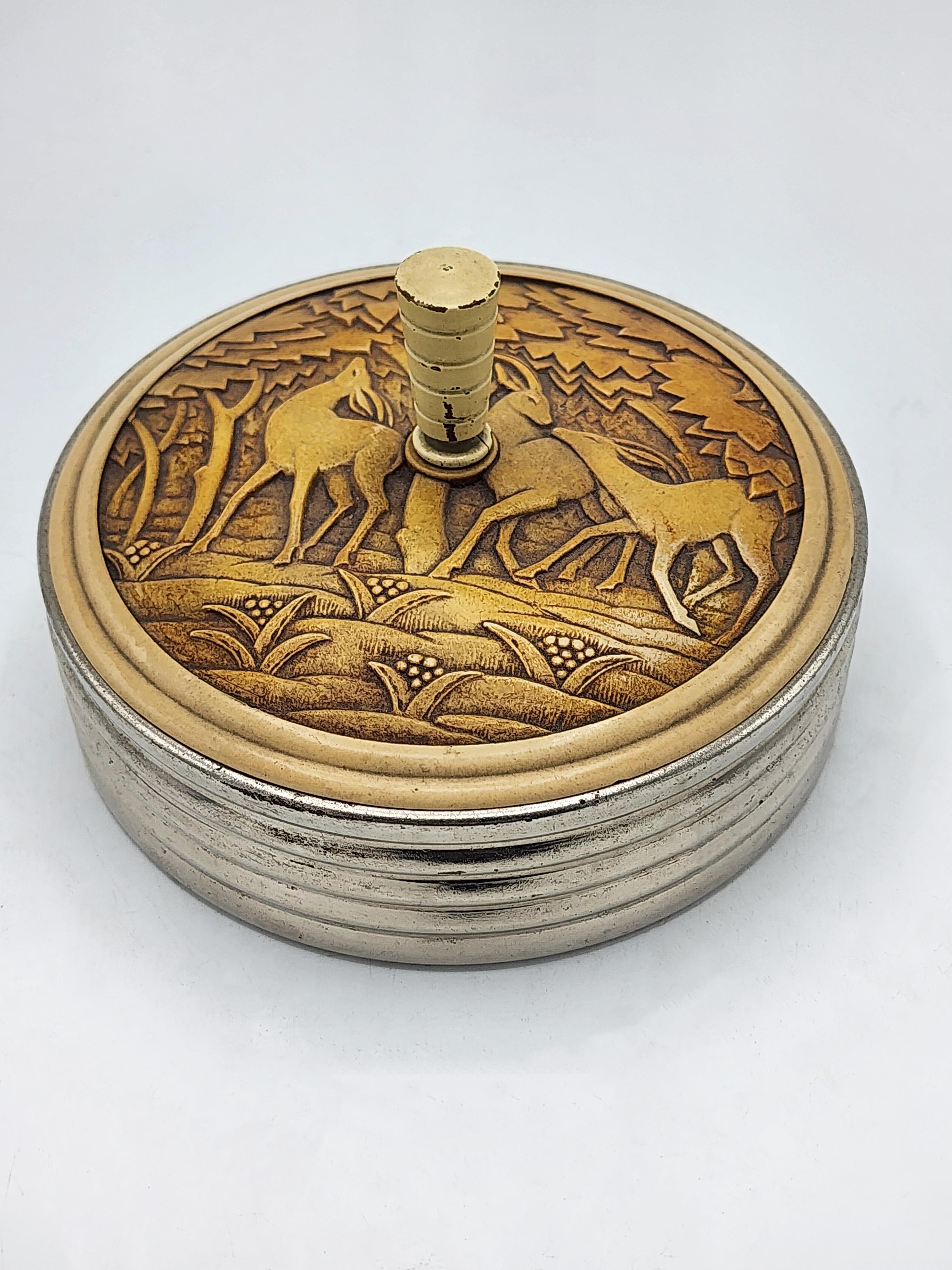 Hand-Carved Carved Art Deco decorative box For Sale