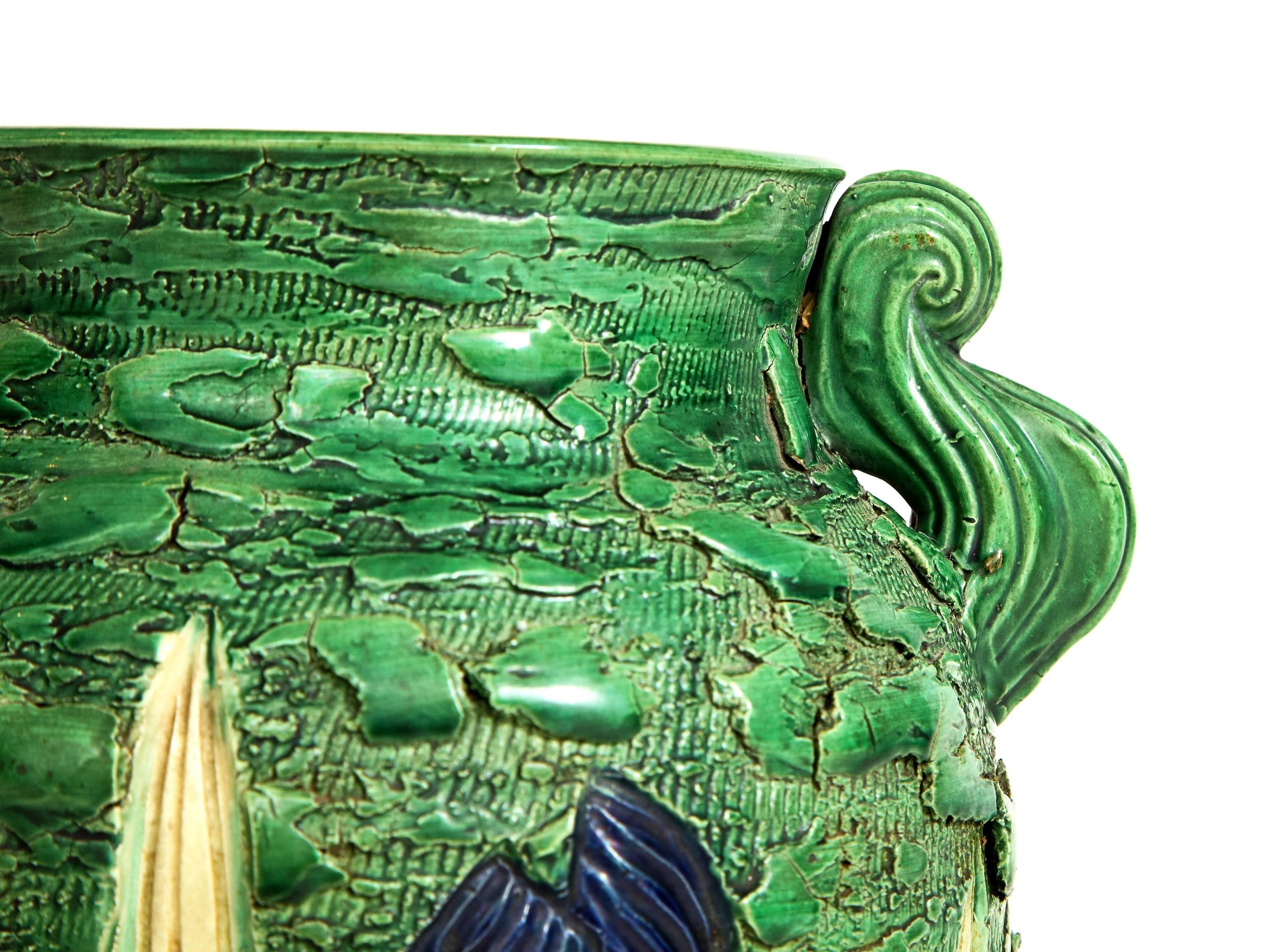 Hand-Carved Awaji Pottery Vase, circa 1920s For Sale