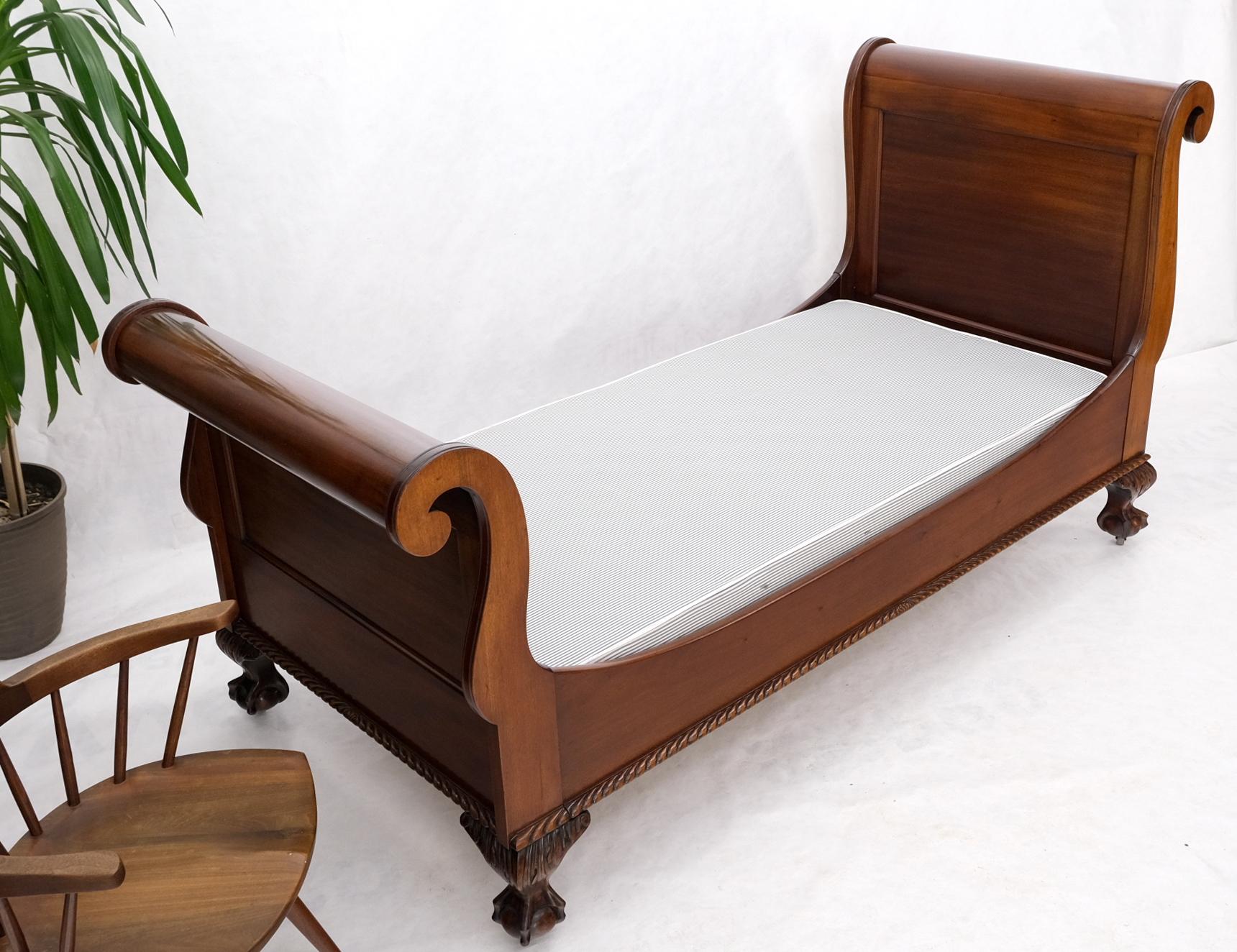 Carved Ball & Claw Rope Edge Mahogany Sleigh Twin Size Bed In Good Condition In Rockaway, NJ