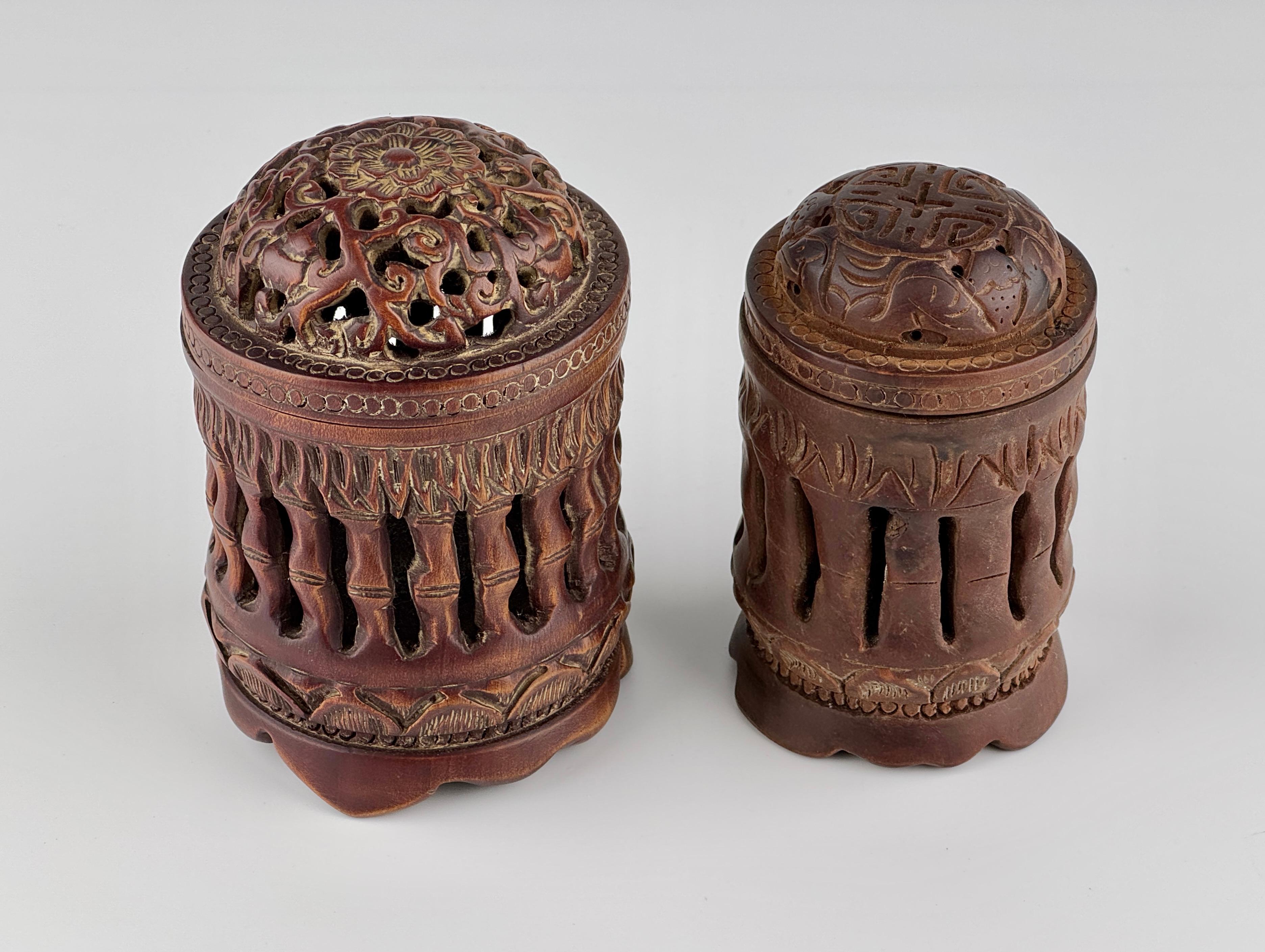 Carved Bamboo Incense Burners, Late Qing to Republic period For Sale 1