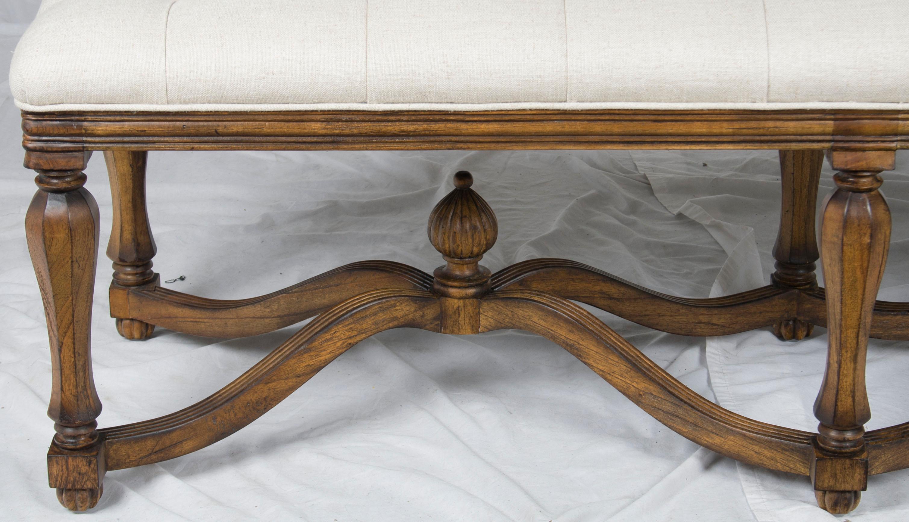 tufted end of bed bench