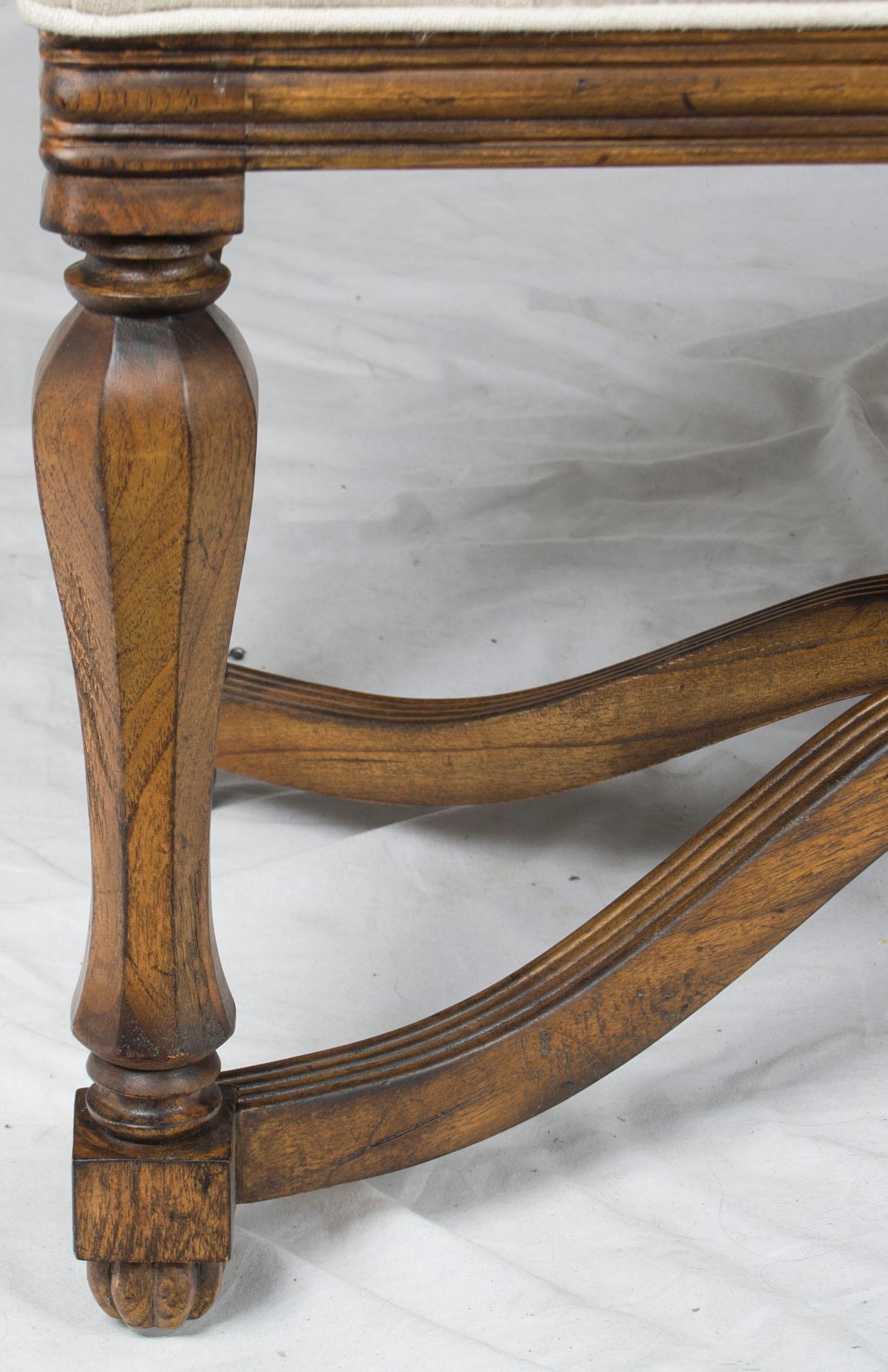 Carved Base Tufted Linen Upholstered Long End of Bed Bench In New Condition In Atlanta, GA