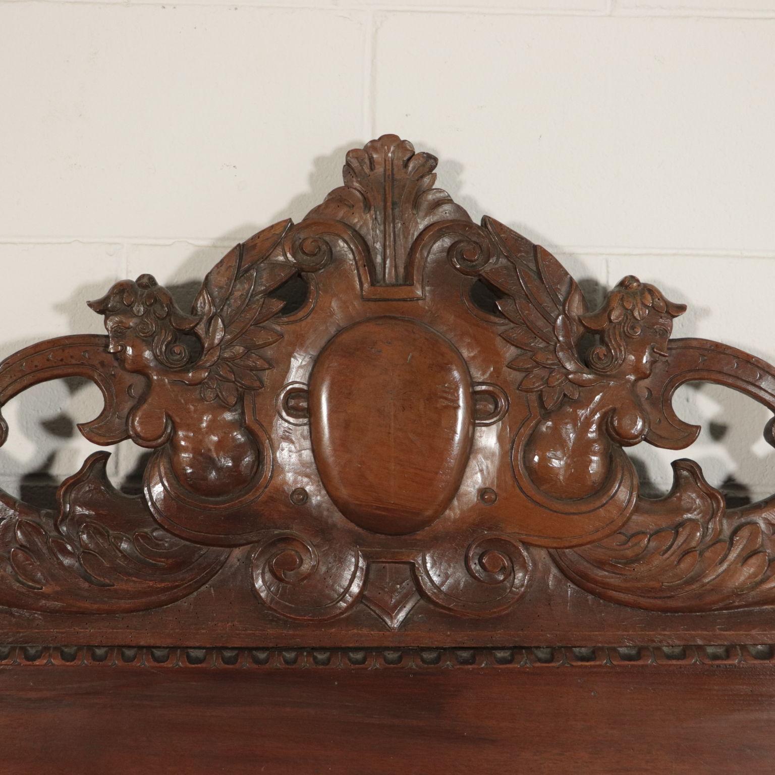 Other Carved Bed, Walnut Italy 17th Century