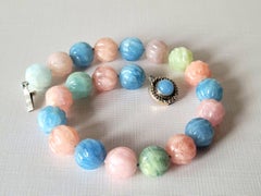 Collier en béryl sculpté, aigue-marine et morganite