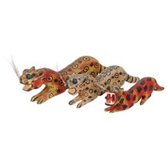 Figures de grands chats sculptées - Lot de 3