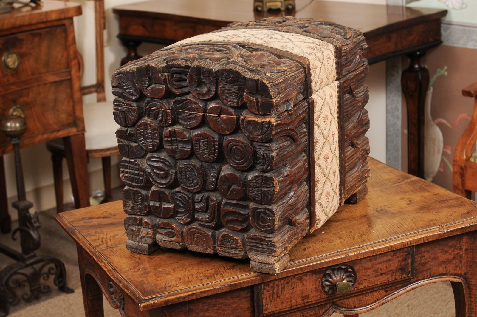 Carved Black Forest Trunk, France, circa 1890 For Sale 6