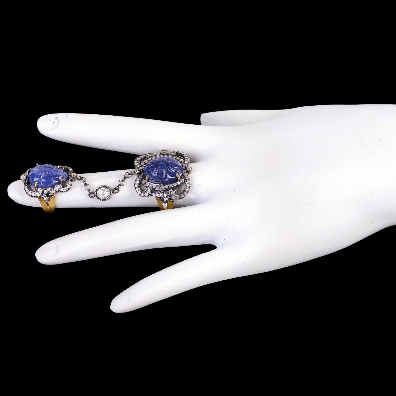 Mixed Cut Carved Blue Sapphire Connected Ring with Pave Diamonds Made in 18k Gold & Silver For Sale