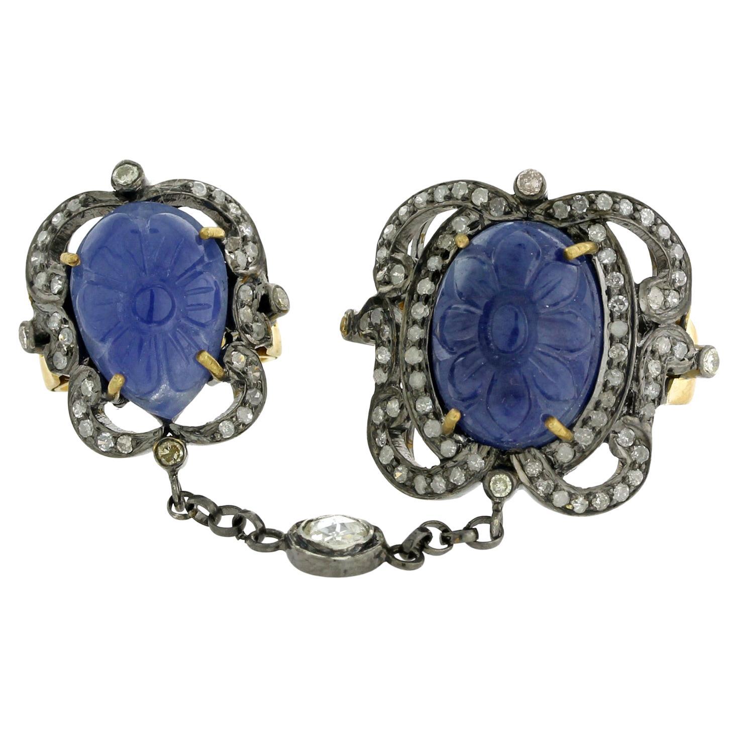 Geschnitzter blauer Saphir Connected Ring mit Pavé-Diamanten aus 18 Karat Gold und Silber