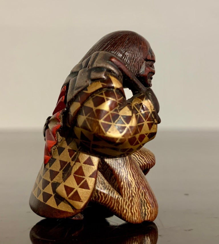 Japanese Carved Boxwood and Lacquer Netsuke of a Noh Dancer, Meiji Period, Japan For Sale