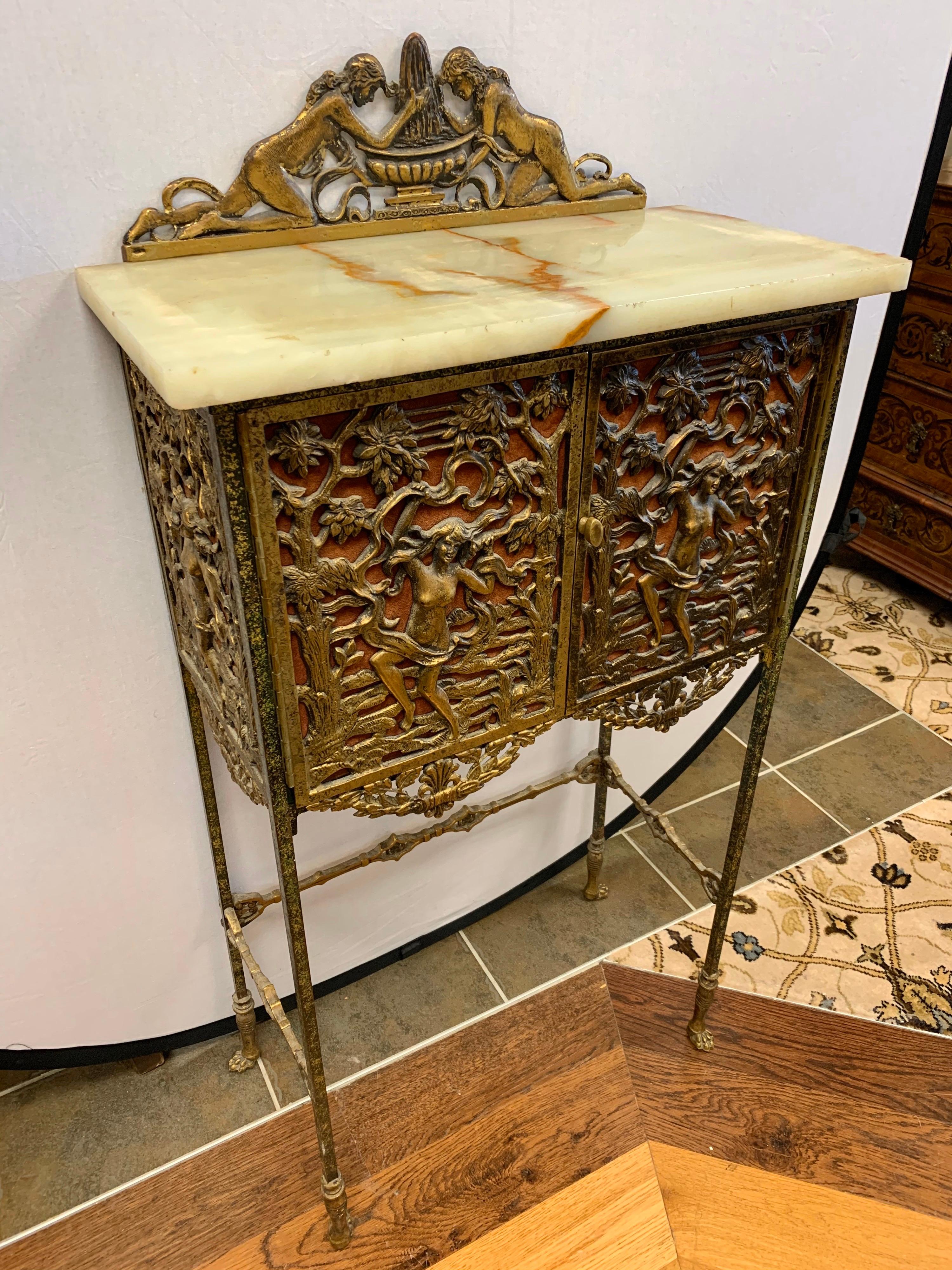 Carved Bronze French Louis XVI Marble-Top Cabinet Commode Bar Server In Good Condition In West Hartford, CT