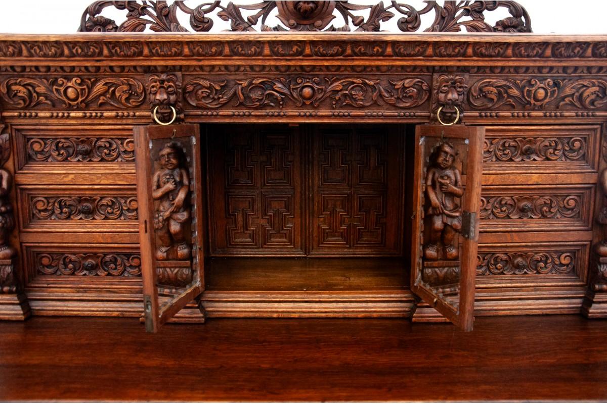 Cassettiera a buffet intagliata, Francia, circa 1860. in vendita 6
