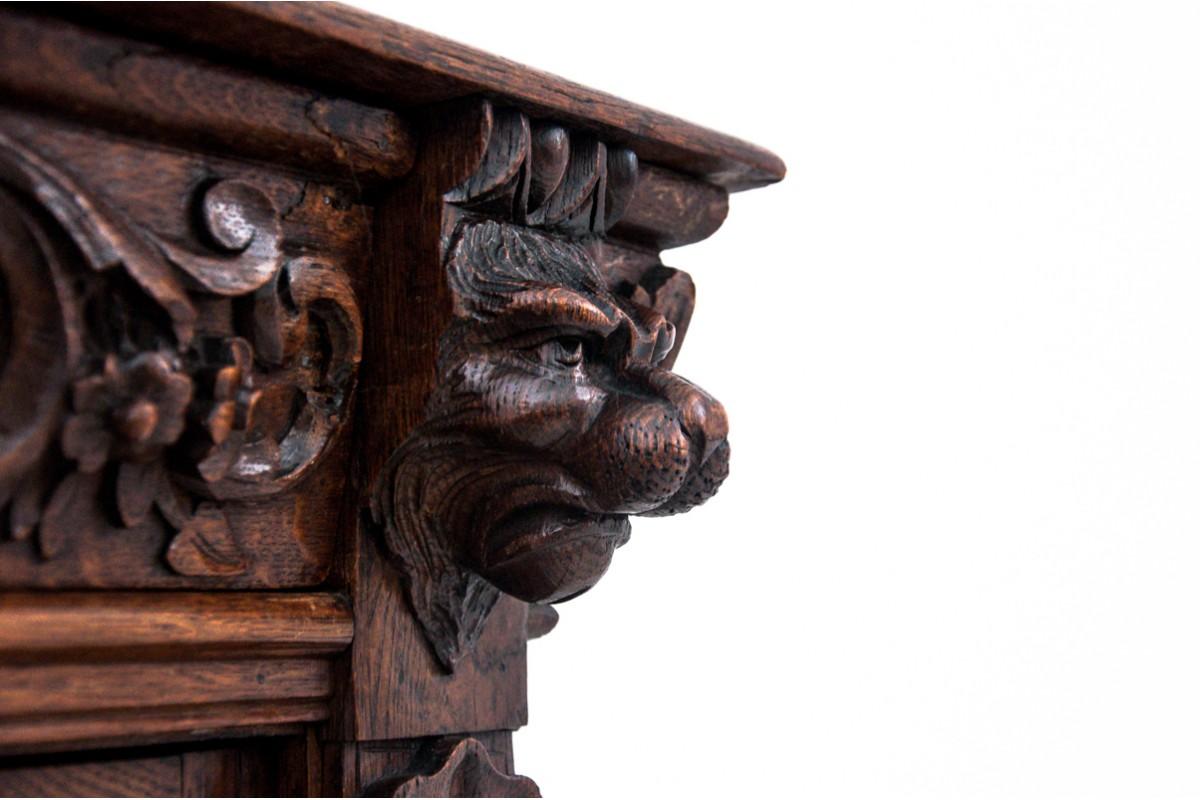 Carved Buffet, France, circa 1880, Antique For Sale 4