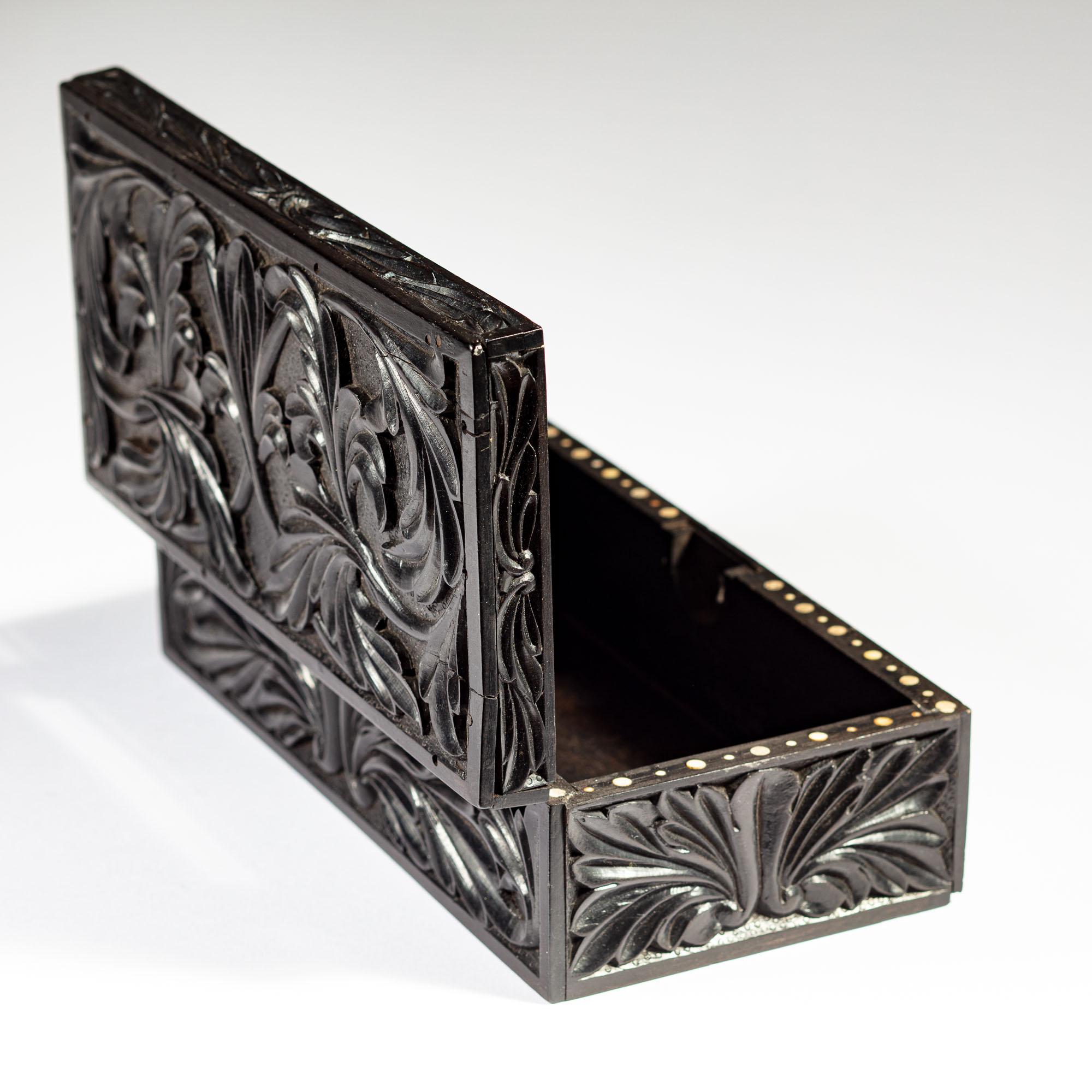 Carved Ceylonese Ebony Box In Good Condition For Sale In London, by appointment only