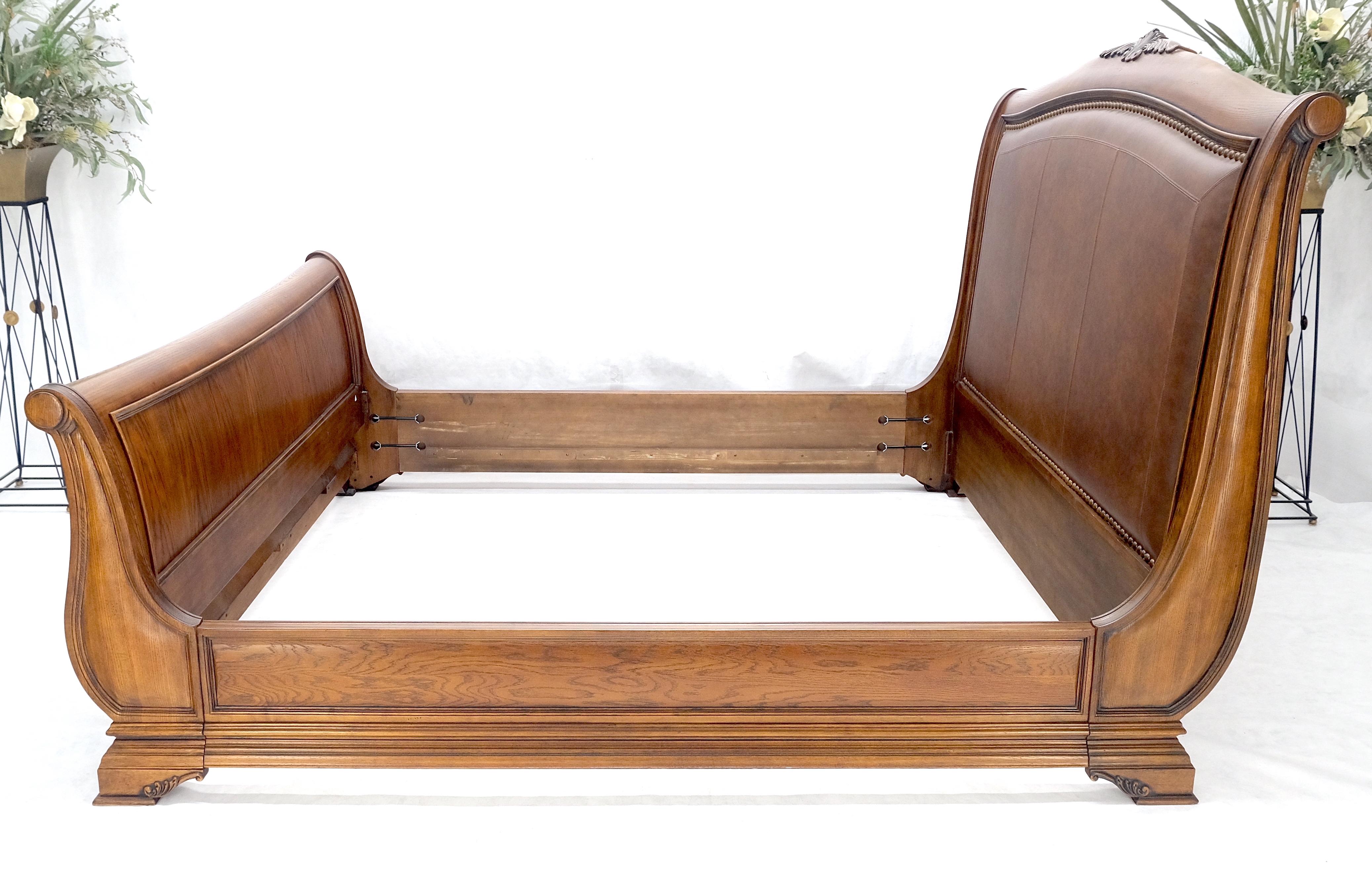 Lit à baldaquin KING Size en cuir sculpté Brown MINT ! en vente 4