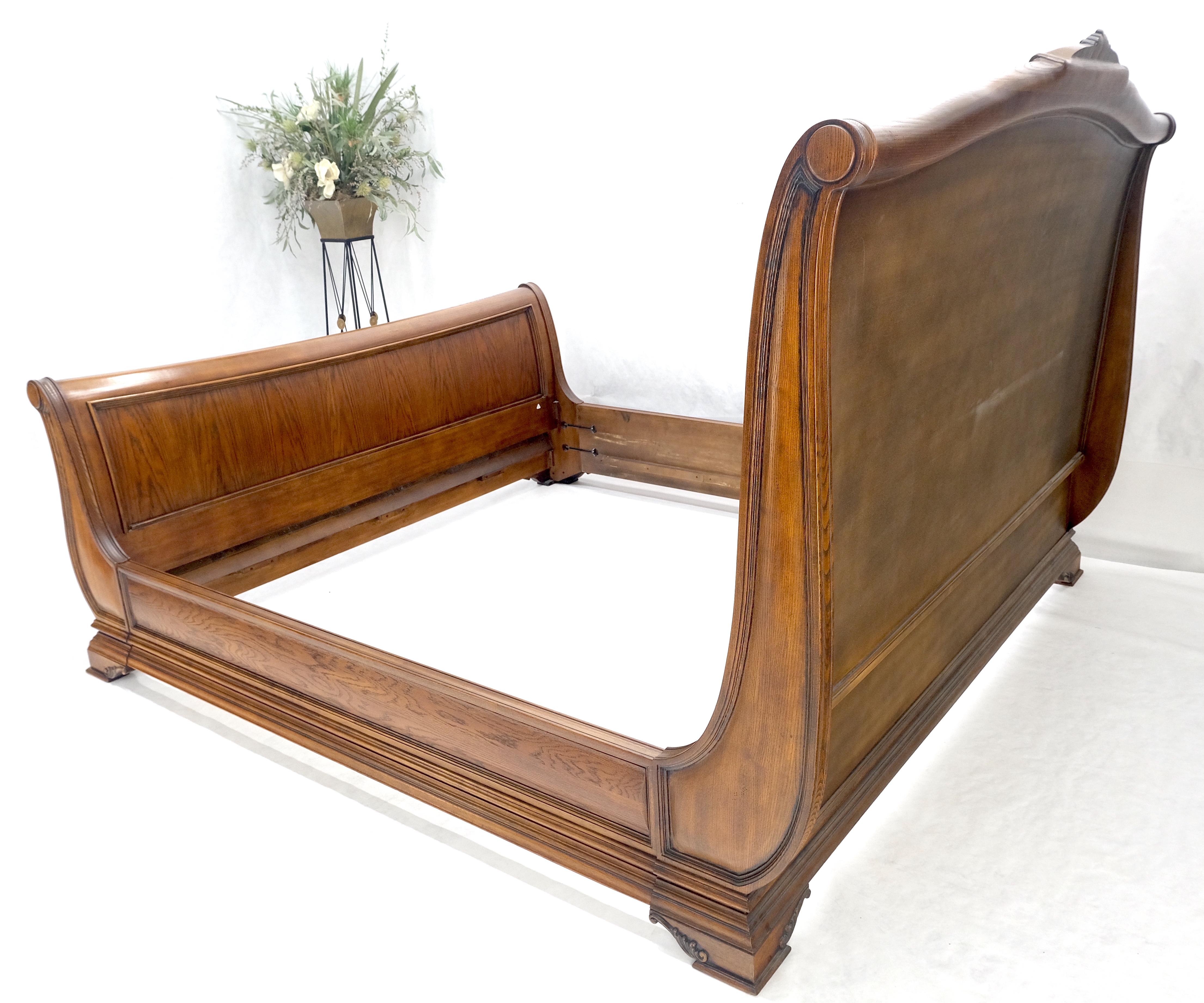 Lit à baldaquin KING Size en cuir sculpté Brown MINT ! en vente 8