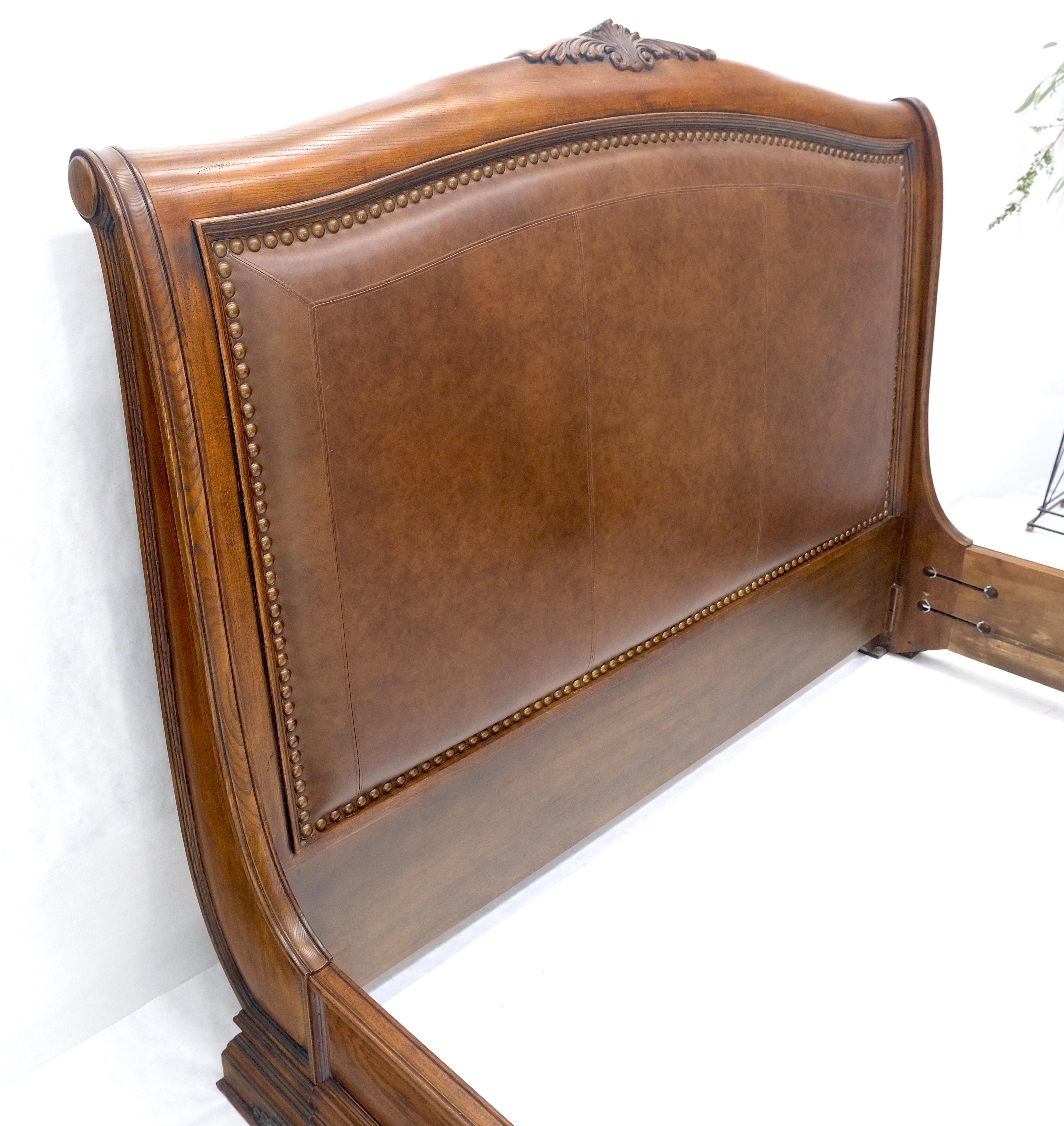 Laiton Lit à baldaquin KING Size en cuir sculpté Brown MINT ! en vente