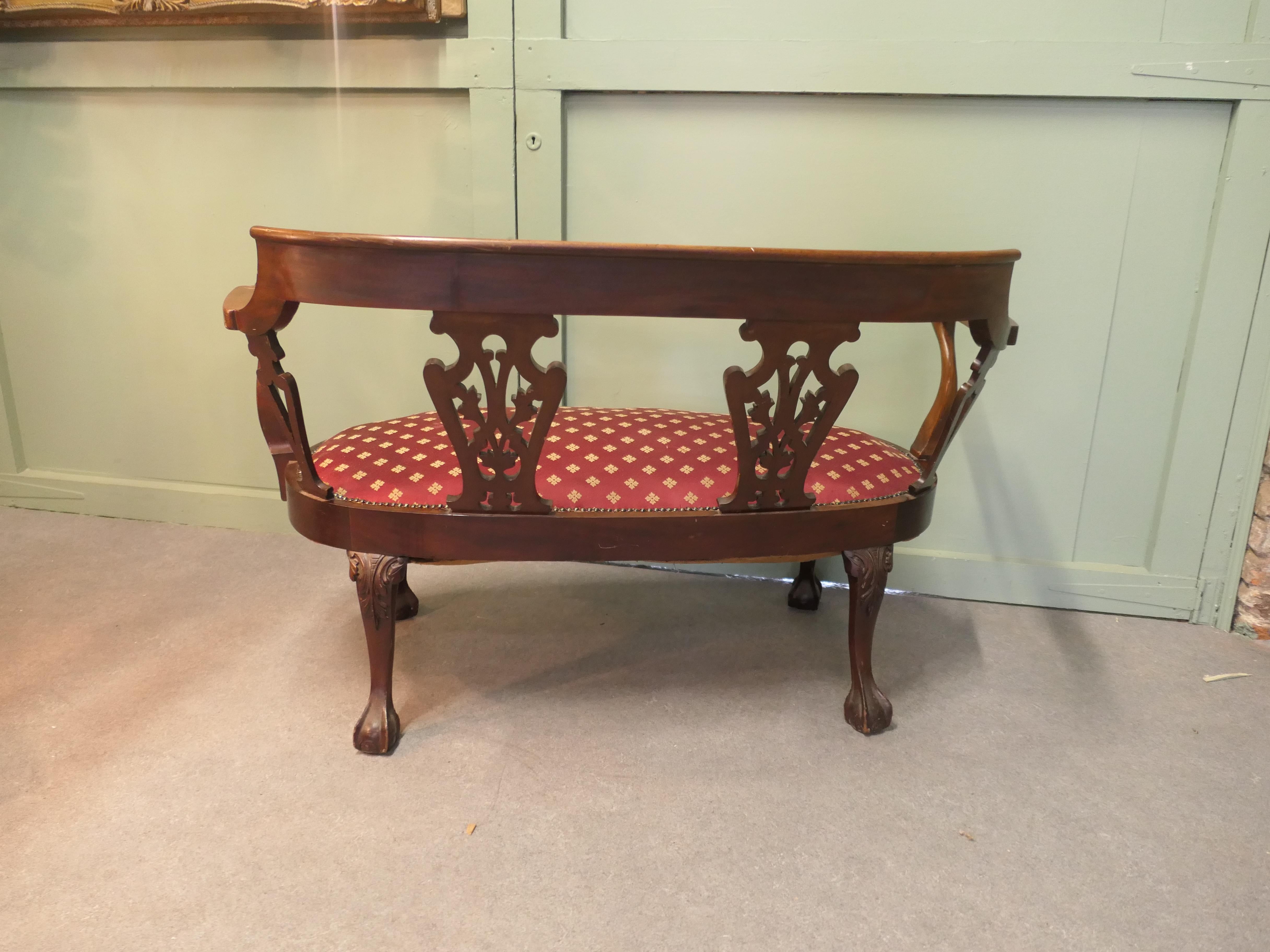 Sillón Chippendale chino tallado  Es una pieza encantadora en venta 2