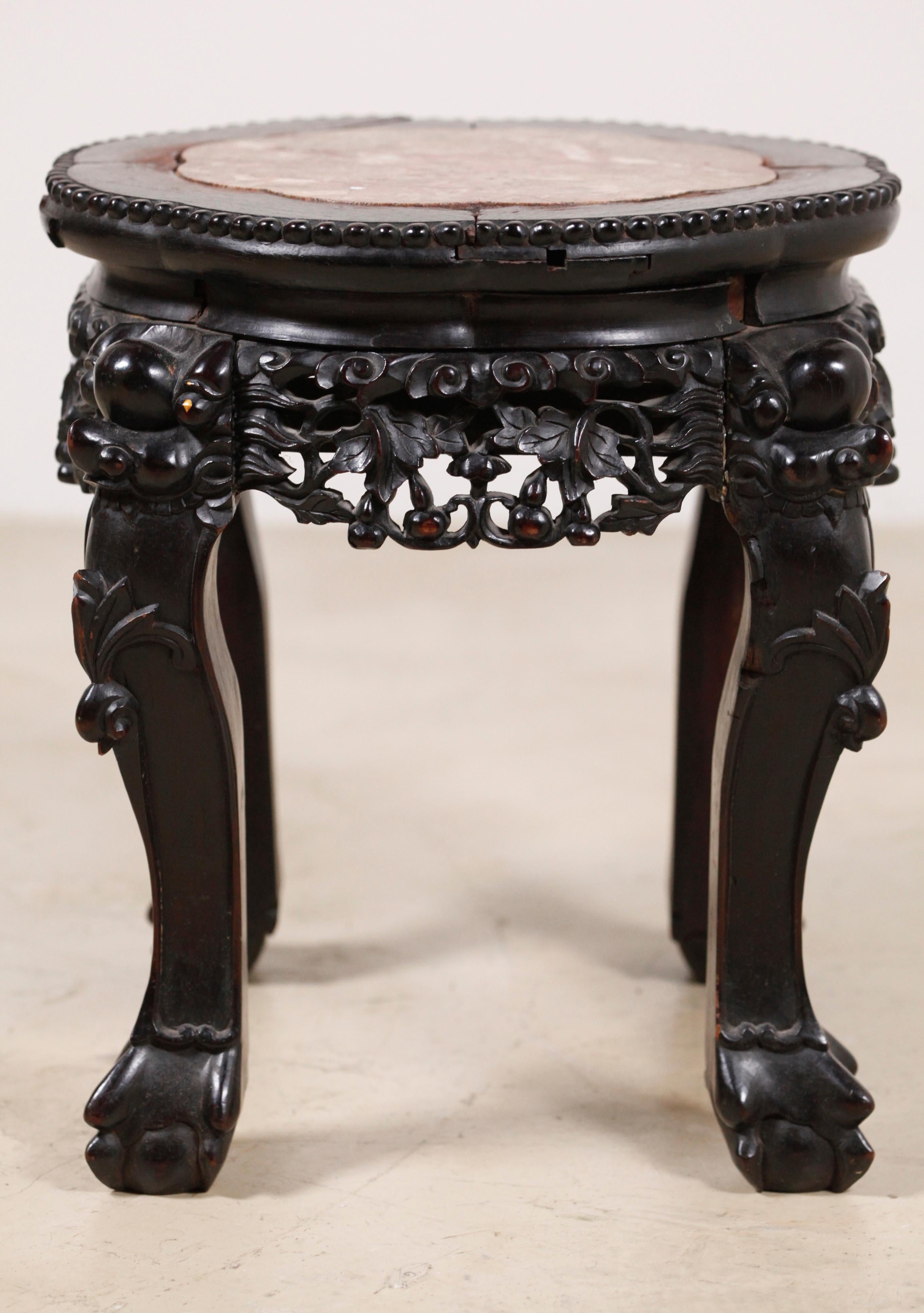 carved Chinese lobed hardwood stand, 19th c. In Good Condition For Sale In New York, NY