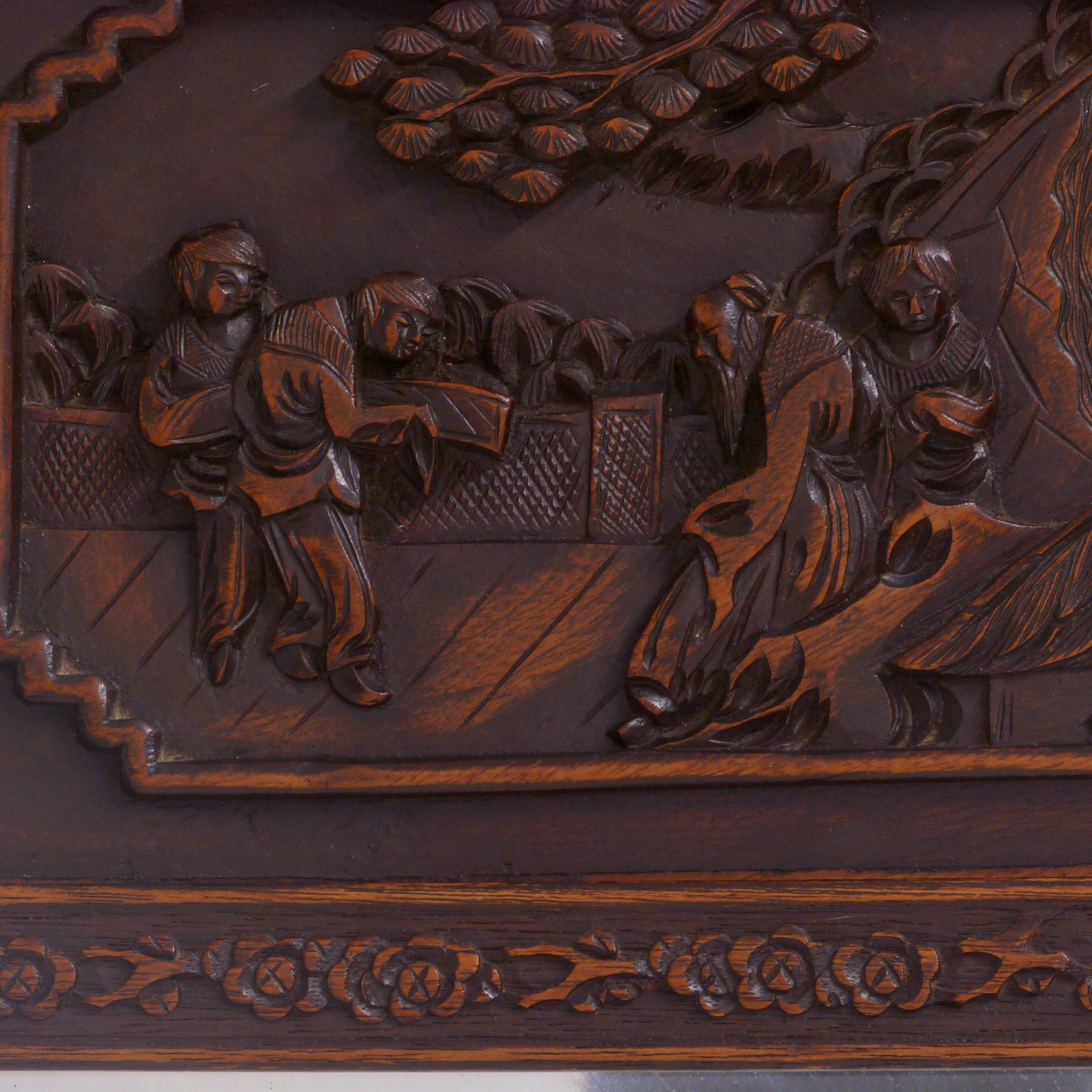 Legno massiccio Specchio cinese intagliato in vendita