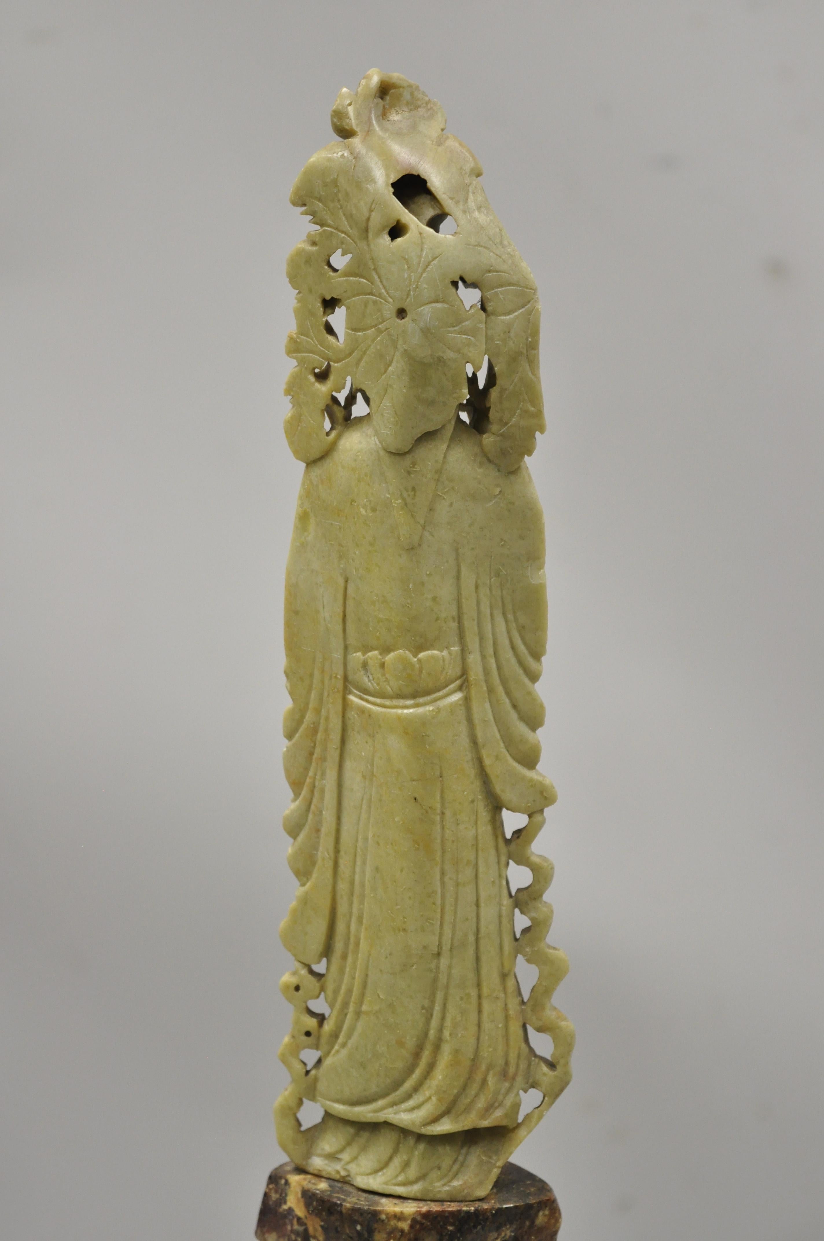 Carved Chinese Soapstone Guanyin Kwan Yin Figurine Statue For Sale 2