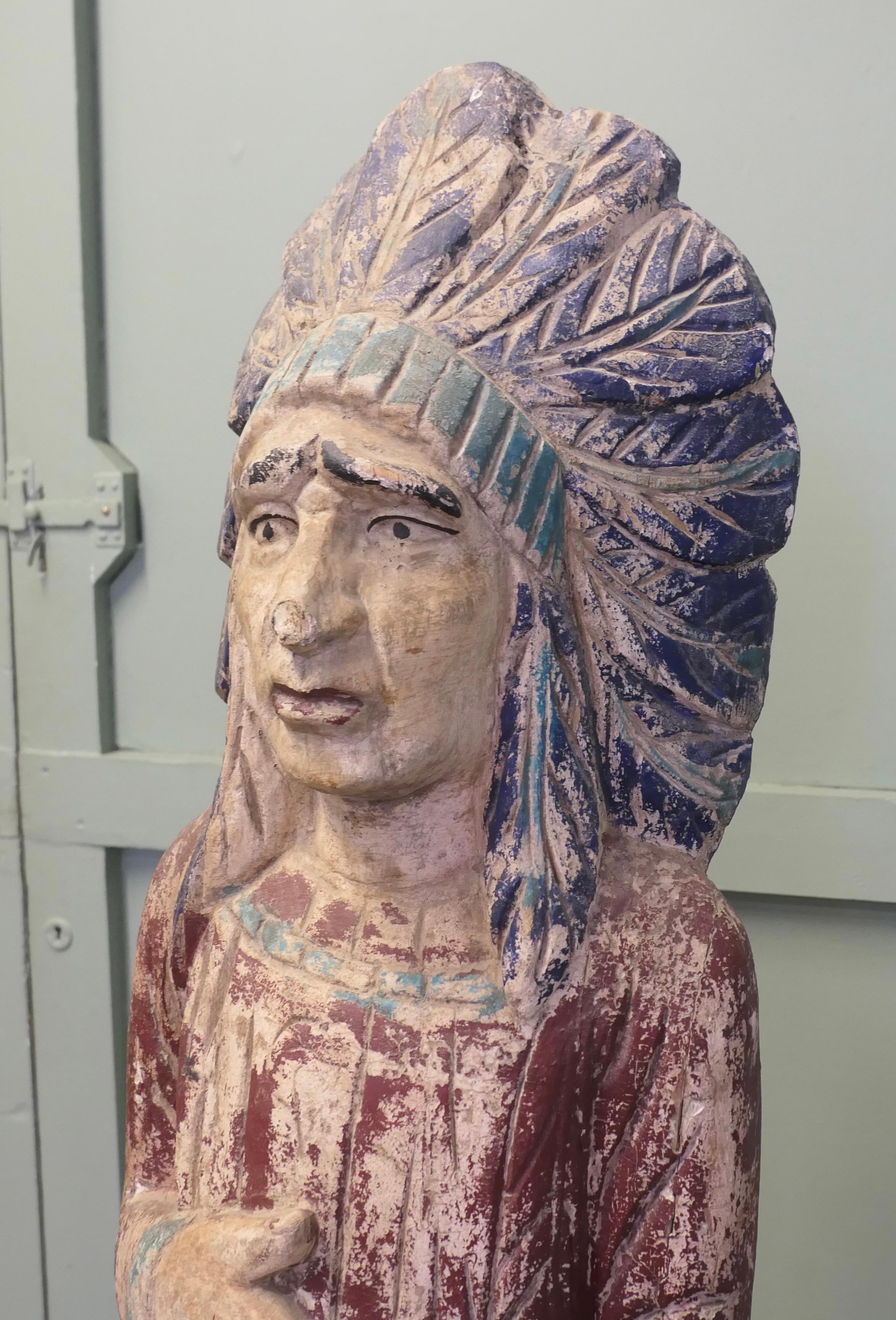 Milieu du XXe siècle Enseigne de magasin de cigares sculptée Indien d'Amérique, enseigne de magasin en vente