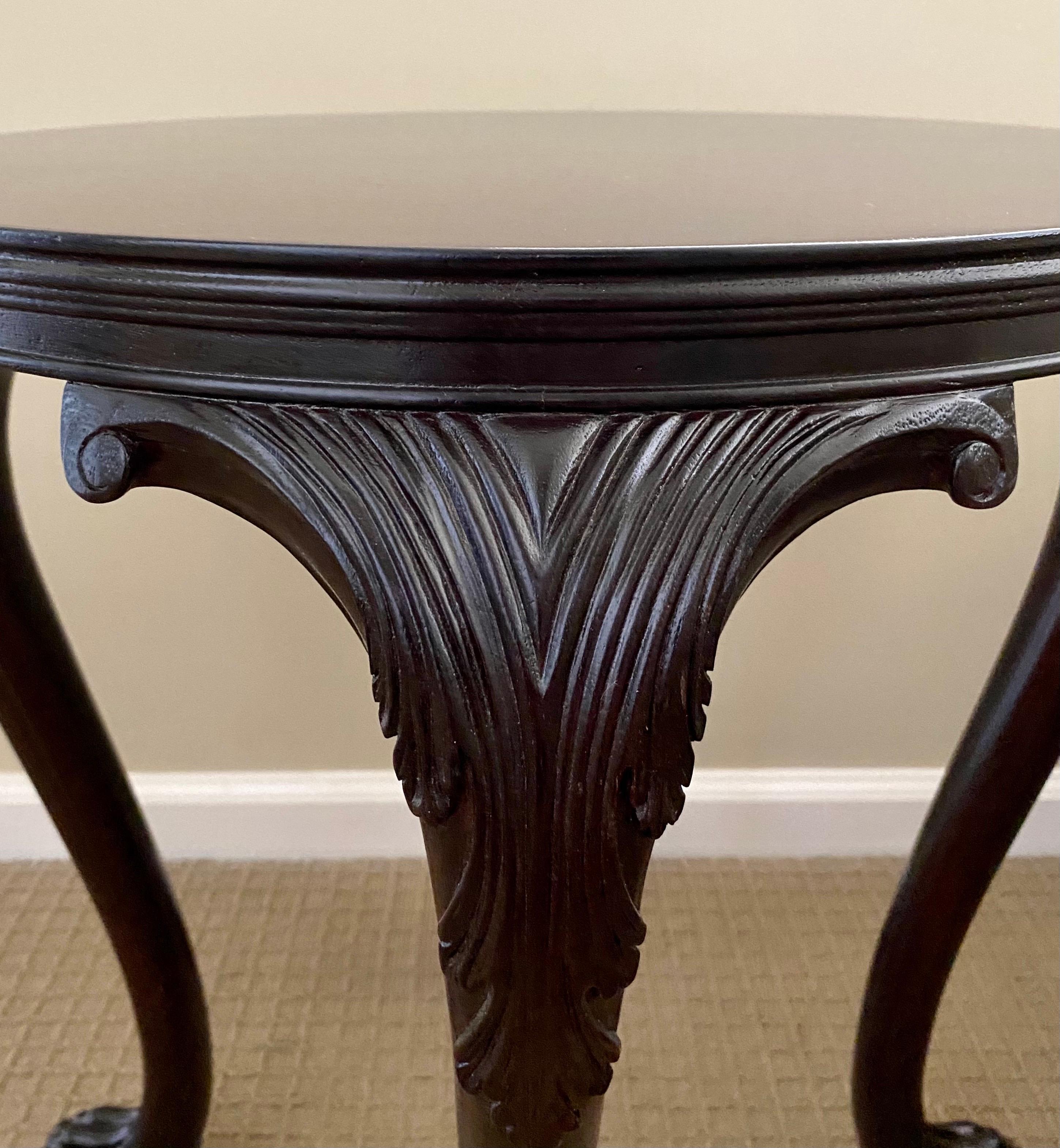 Carved Claw Paw Foot Acanthus Leaf Side End Table by Hickory Chair In Good Condition In Lambertville, NJ