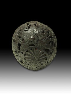 Noce di cocco intagliata del XIX secolo