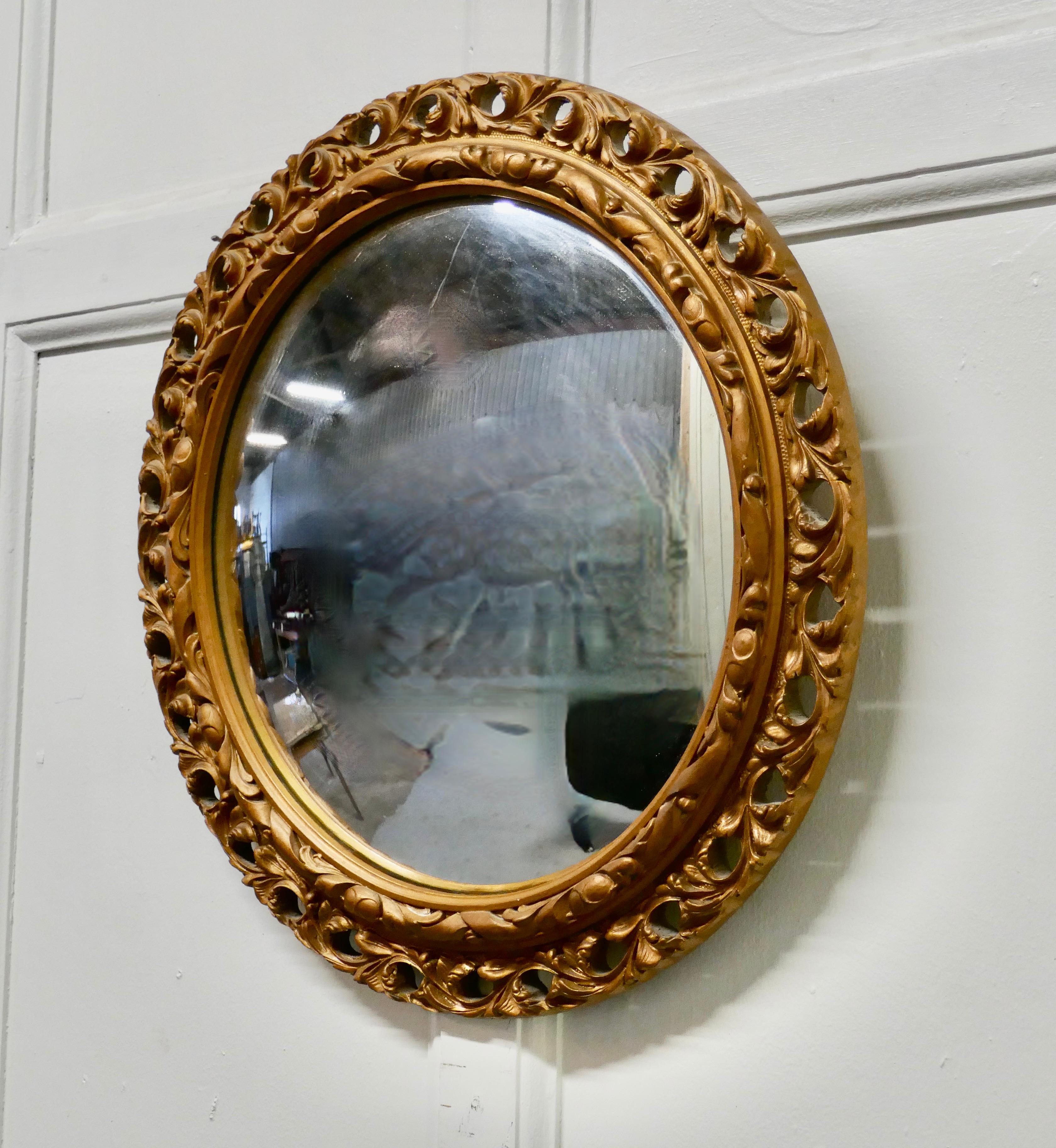 Carved Convex Gilt Wall Mirror In Good Condition For Sale In Chillerton, Isle of Wight