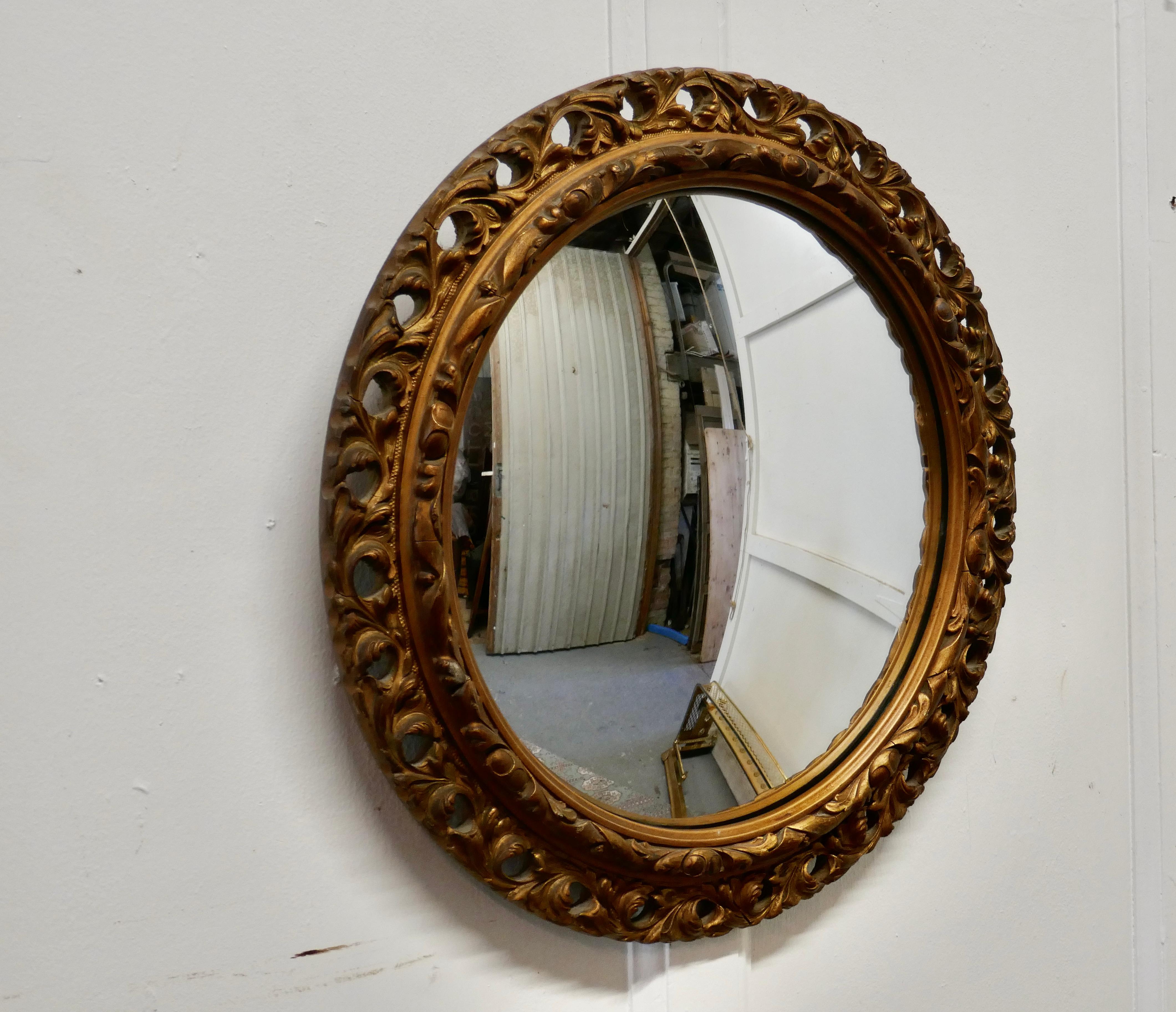 Carved Convex Gilt Wall Mirror  In Good Condition For Sale In Chillerton, Isle of Wight