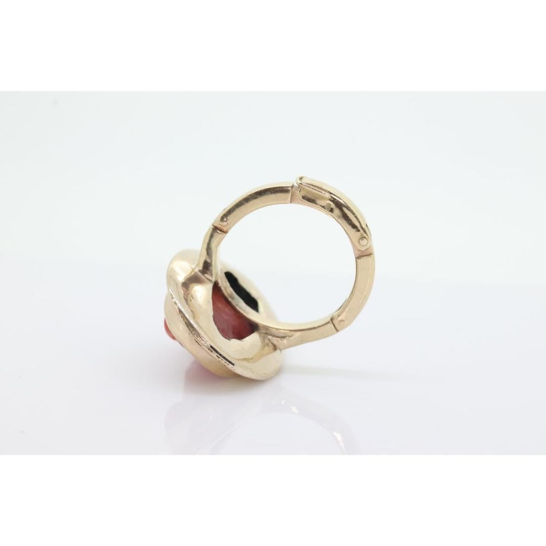 Carved Coral cameo bezel ring. 14k Gold Arthritic Knuckle Fit ring. Finger Fit In Good Condition For Sale In Port Charlotte, FL