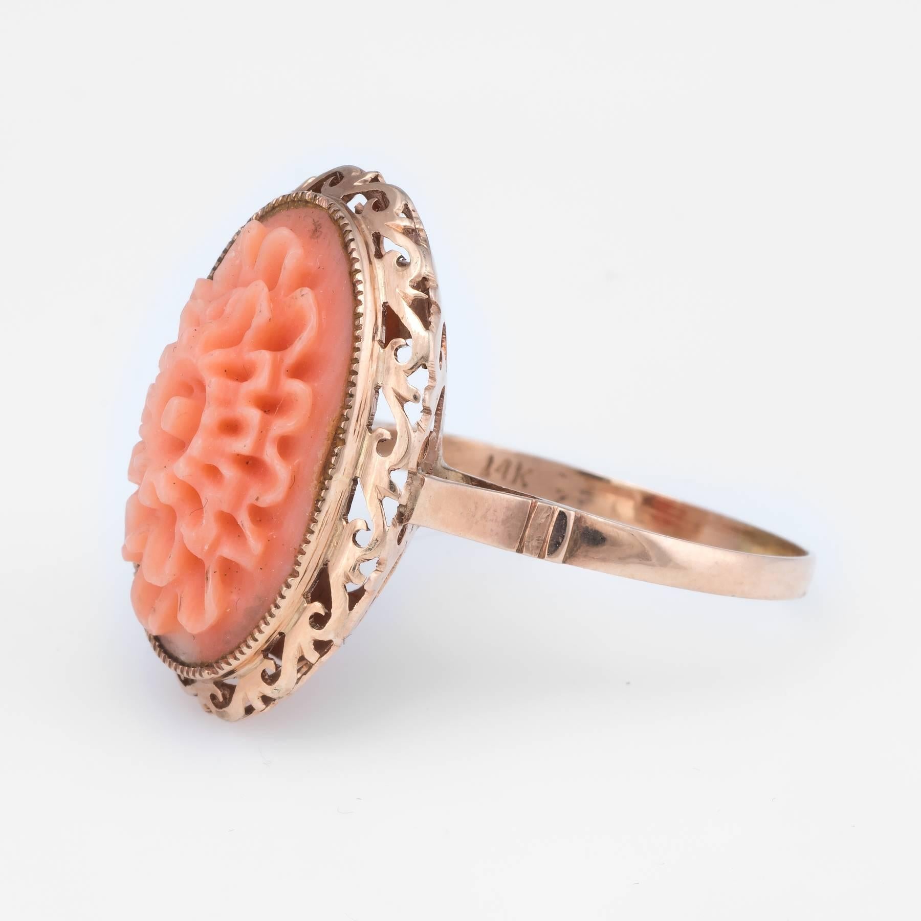 Carved Coral Flower Ring Vintage 14 Karat Yellow Gold In Excellent Condition In Torrance, CA