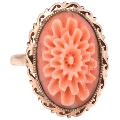 Carved Coral Flower Ring Vintage 14 Karat Yellow Gold