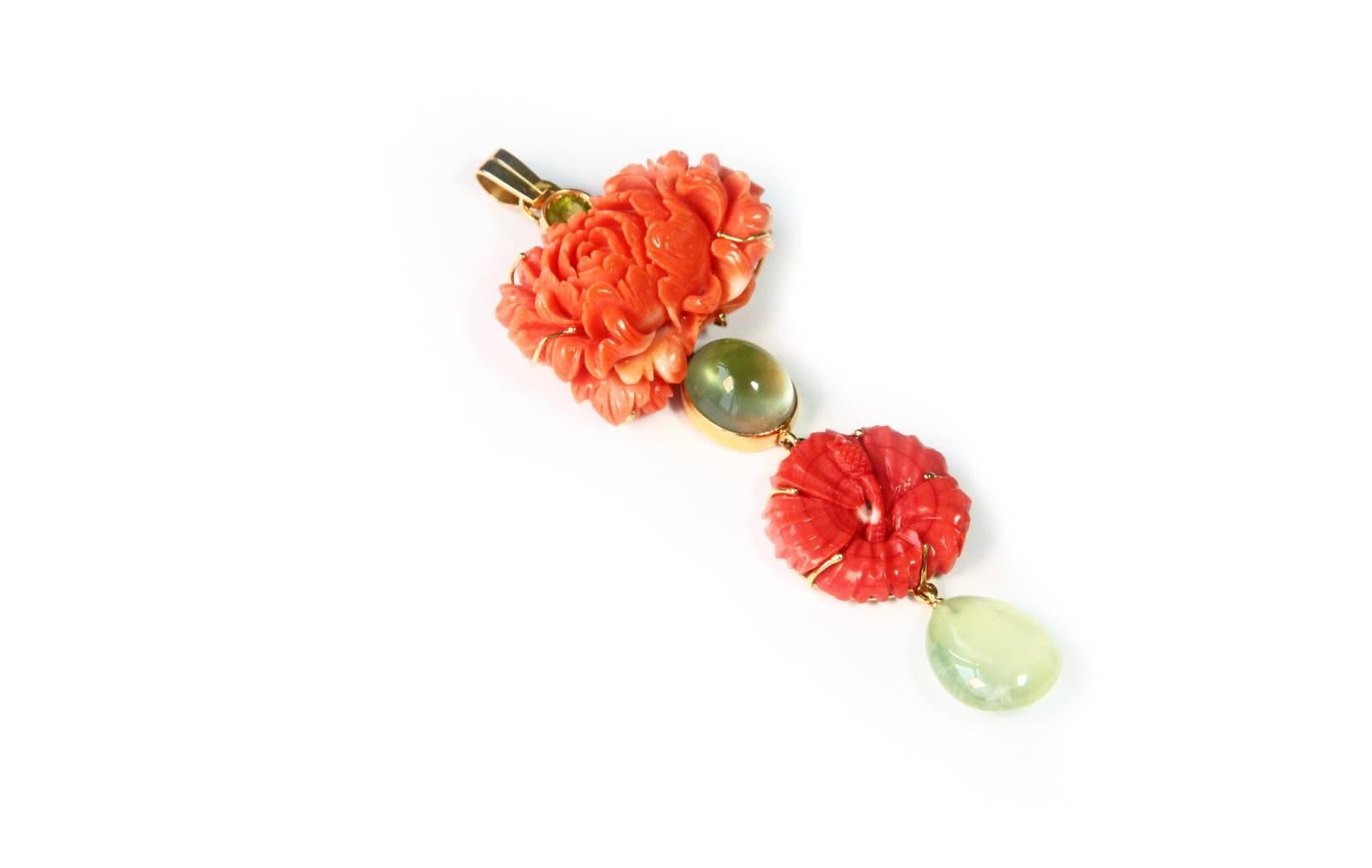 Pendant 11 cm fine carved Japanies coral peony and hibiscus flowers, peridot and phrenite stone  cabochon end drop.
18kt Gold 10,60. You can wear with silk string or gold necklace that is not included but available upon request.
All jewelry is new