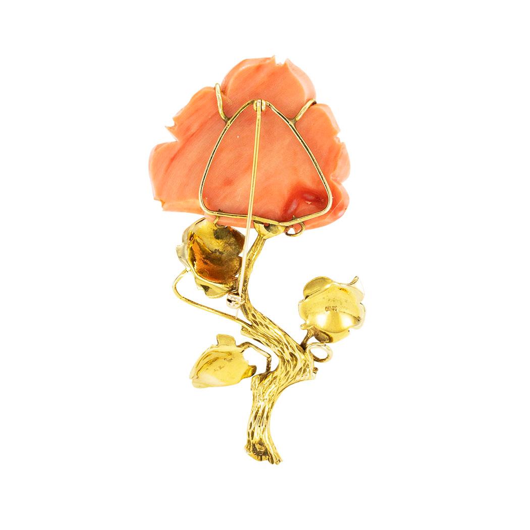 Rose Cut Carved Coral Rose Gold Brooch For Sale