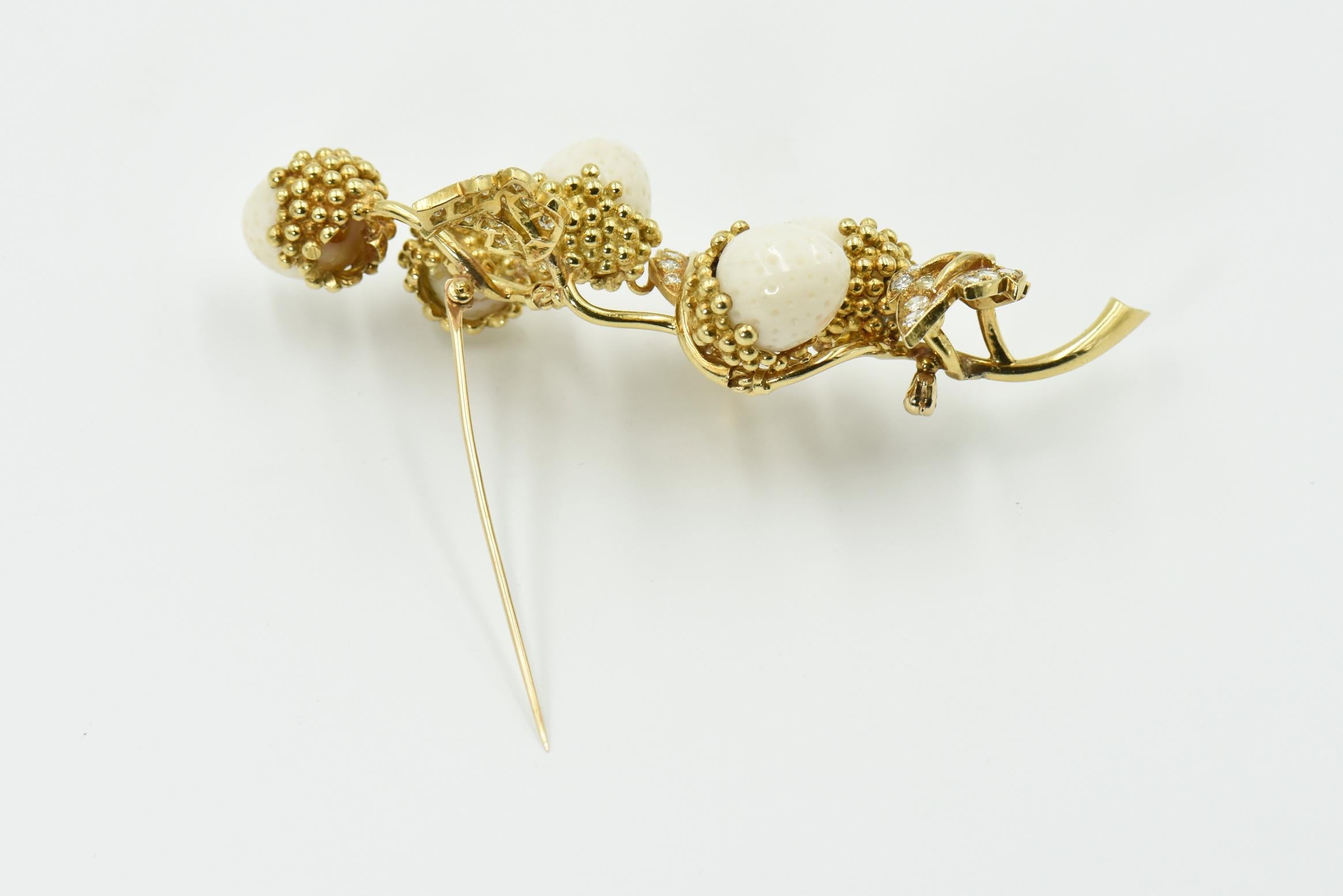 Round Cut Carved Coral White Strawberries and Diamond Large Yellow Gold Brooch For Sale