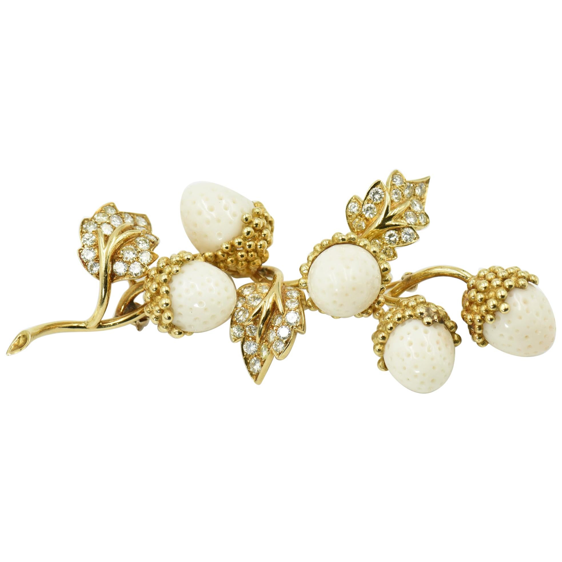 Carved Coral White Strawberries and Diamond Large Yellow Gold Brooch For Sale