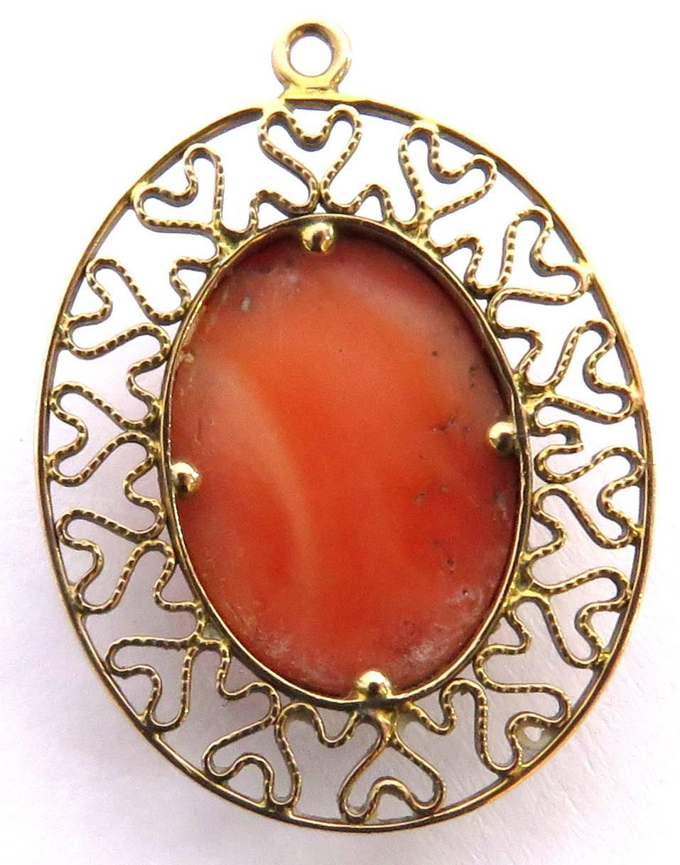 Carved Coral Woman Gold Filigree Framed Pendant Charm In Excellent Condition In Palm Beach, FL