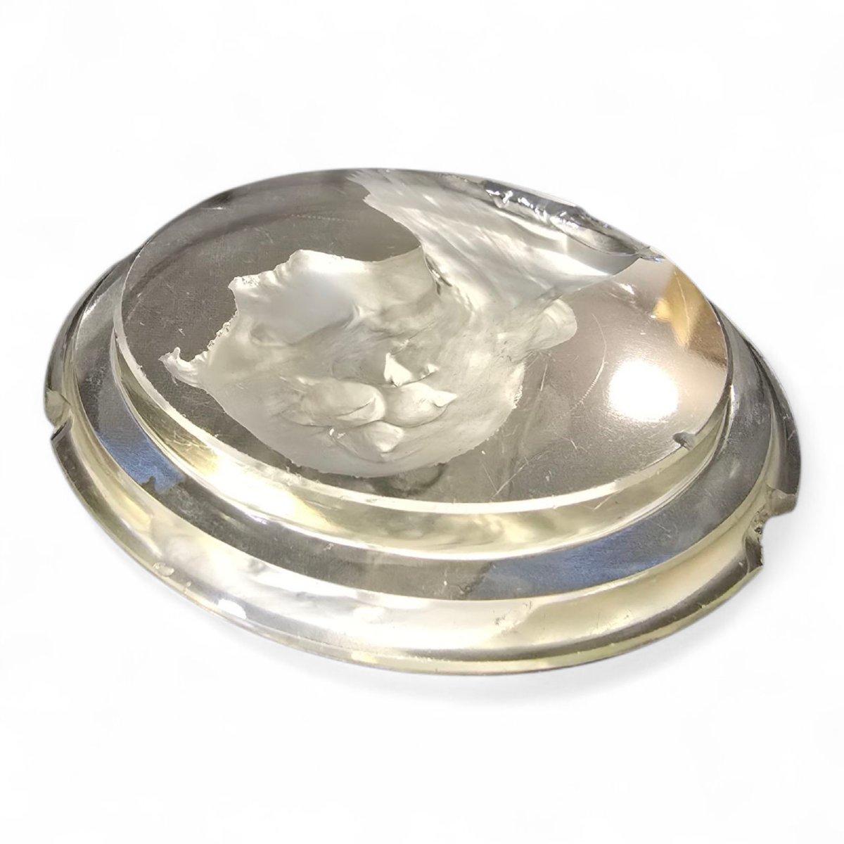 Medallón de Cristal Tallado - Siglo XIX en Bastante bueno estado para la venta en Madrid, ES