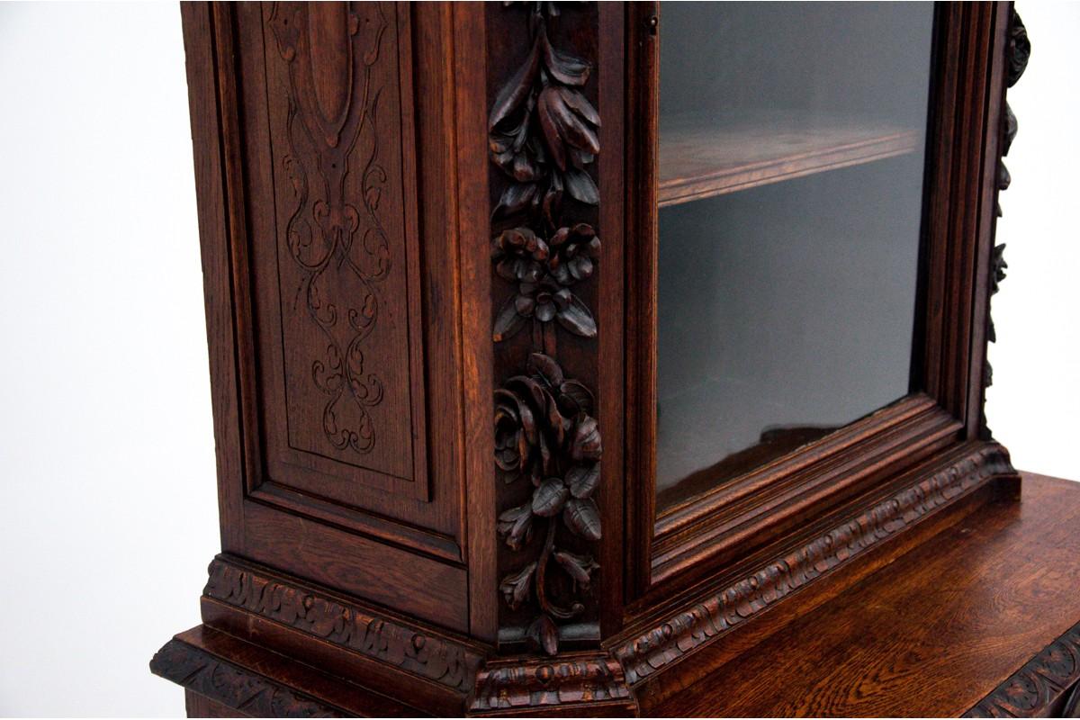 Armoire sculptée, France, vers 1880. en vente 4