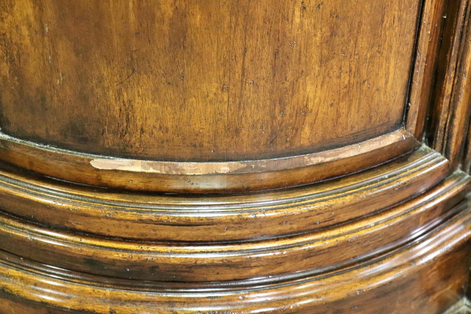 Carved Curved Walnut French Walnut Buffet Sideboard Server Circa 1920 In Good Condition In Swedesboro, NJ